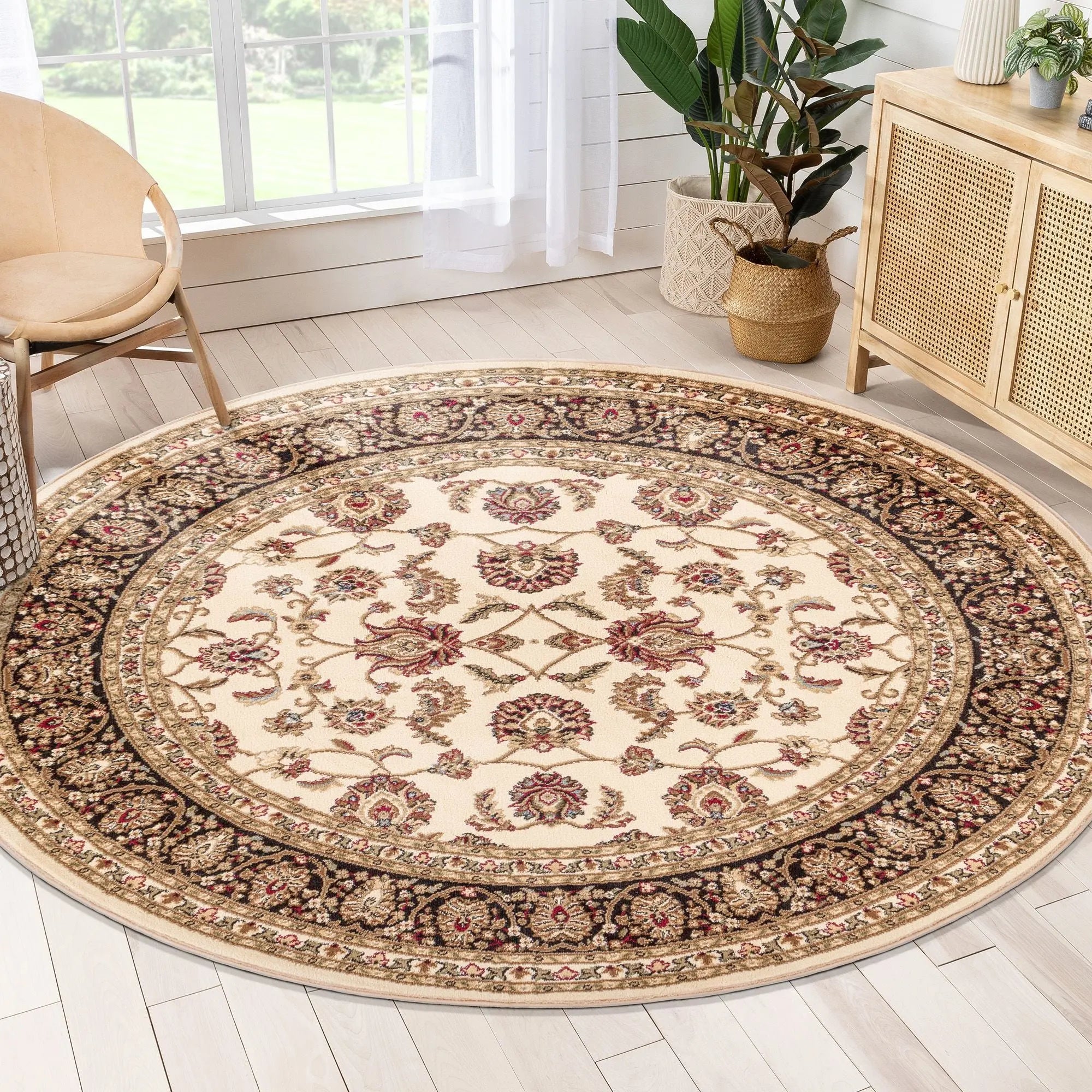 Sarouk Ivory Traditional Rug Well Woven
