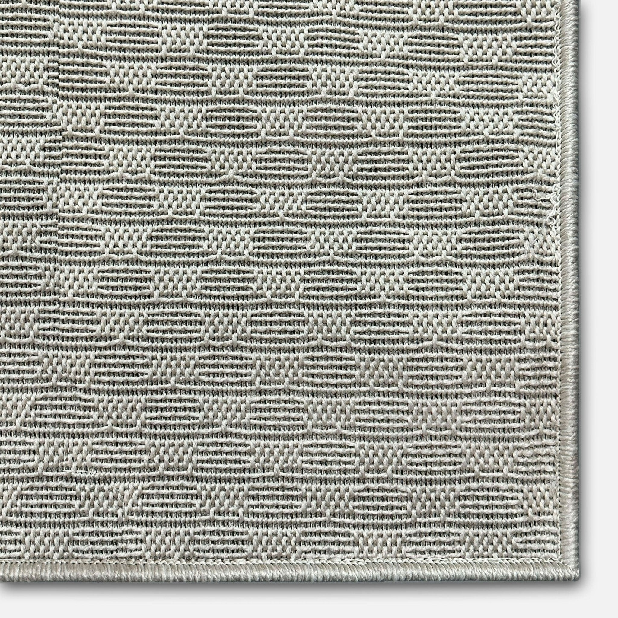 Alto Textures Custom Outdoor/Indoor Flat-Pile Rug - Personalized Sizes, Easy Maintenance - Well Woven - Grey Rug corner