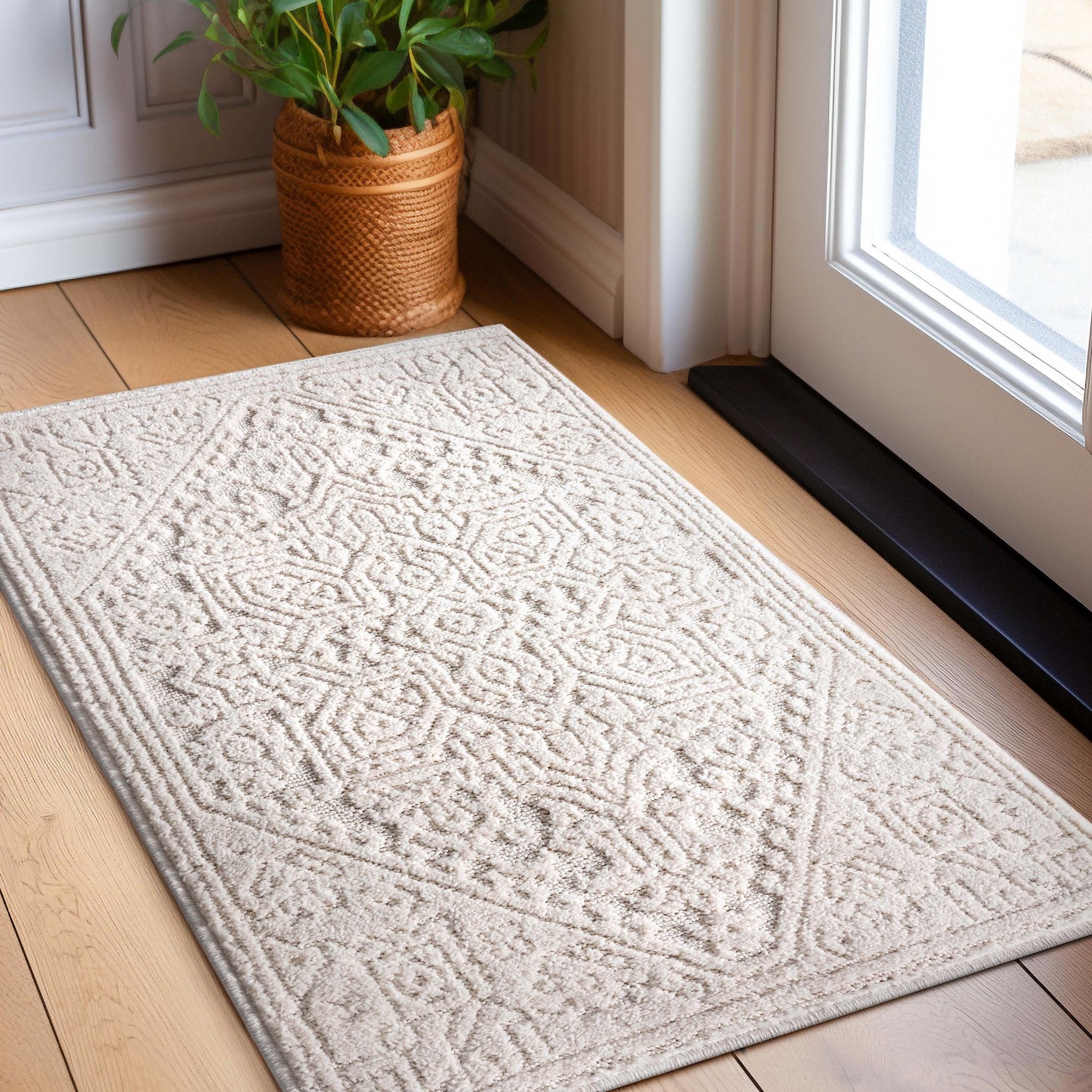 Cloud Medallion Heriz Soft Ivory Rug Well Woven