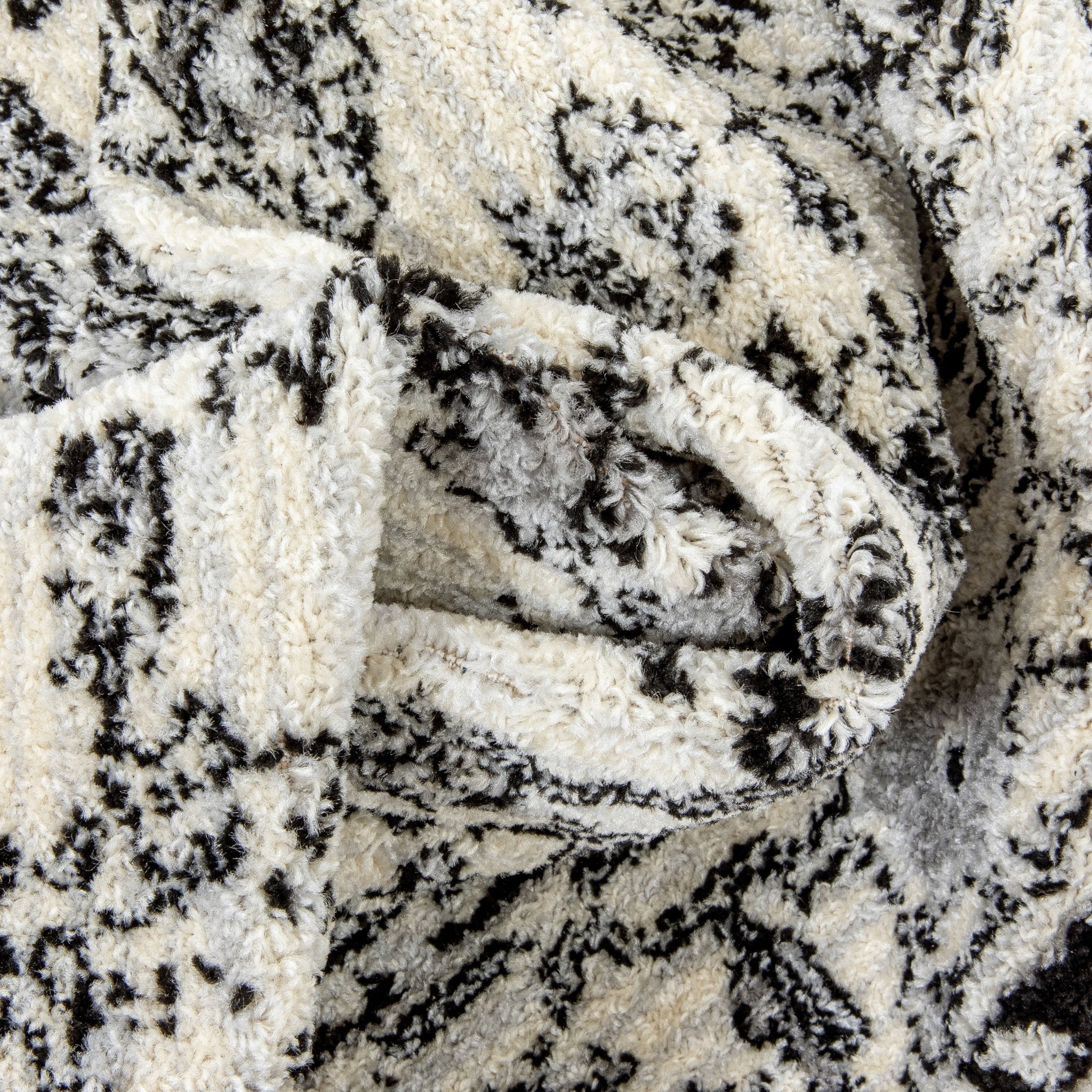 Palace Persian Oriental Botanical Ivory Grey High-Low Rug Well Woven