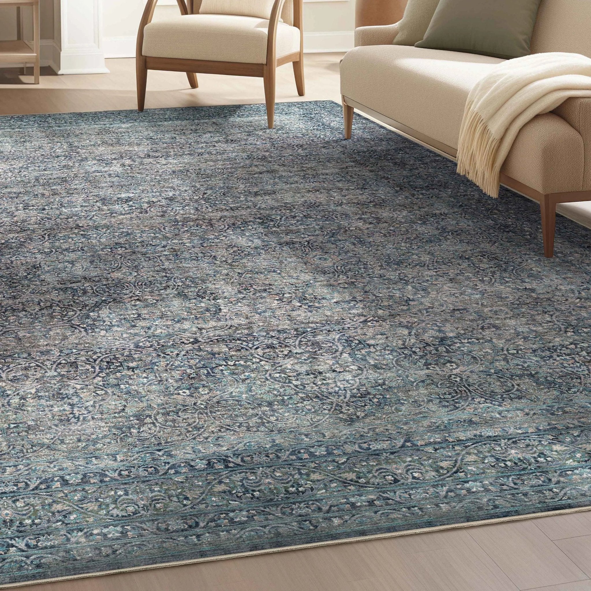 Juliette Vintage Persian Oriental Blue Flat-Weave Rug Well Woven