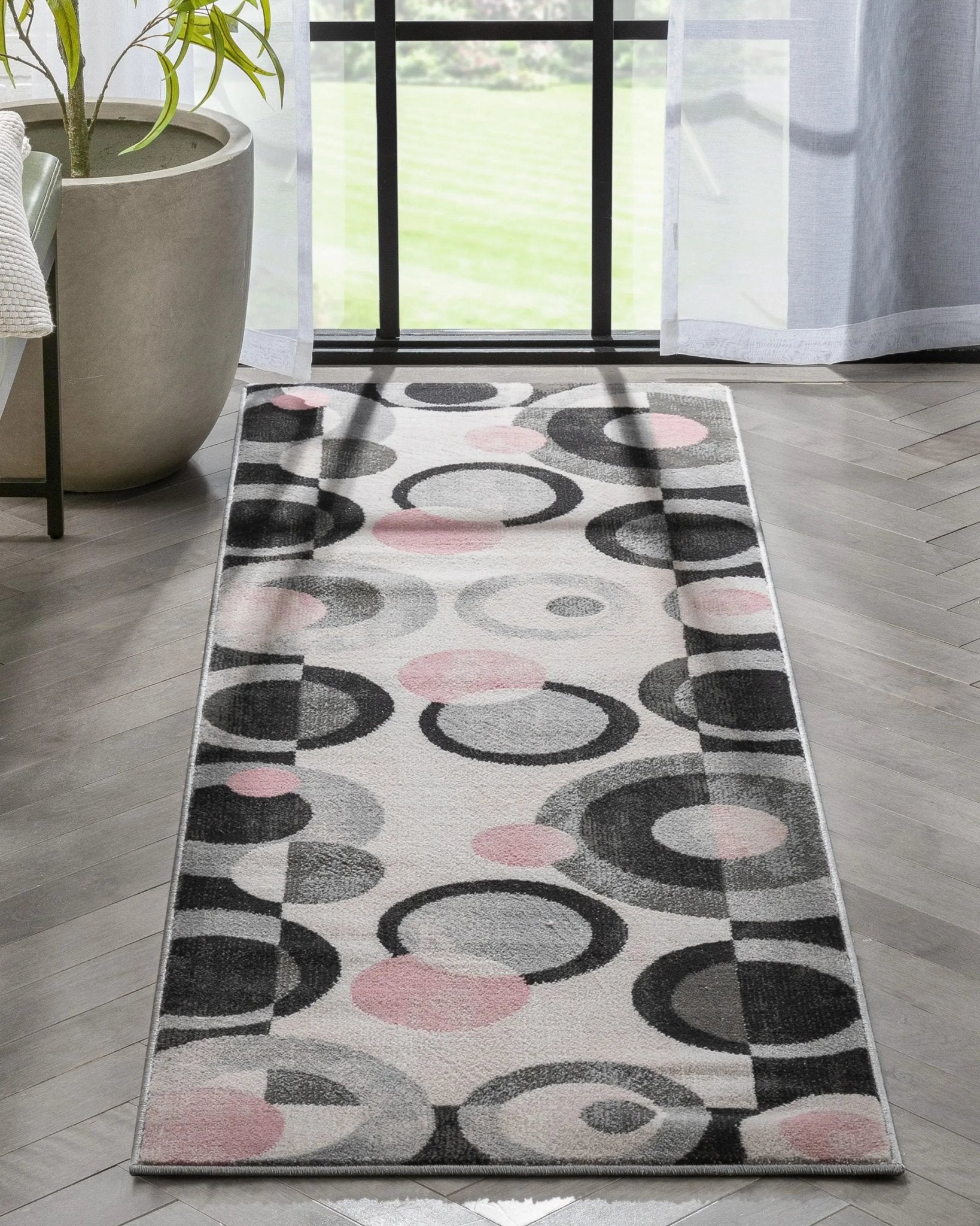 Avi Modern Geometric Grey Blush Rug Well Woven