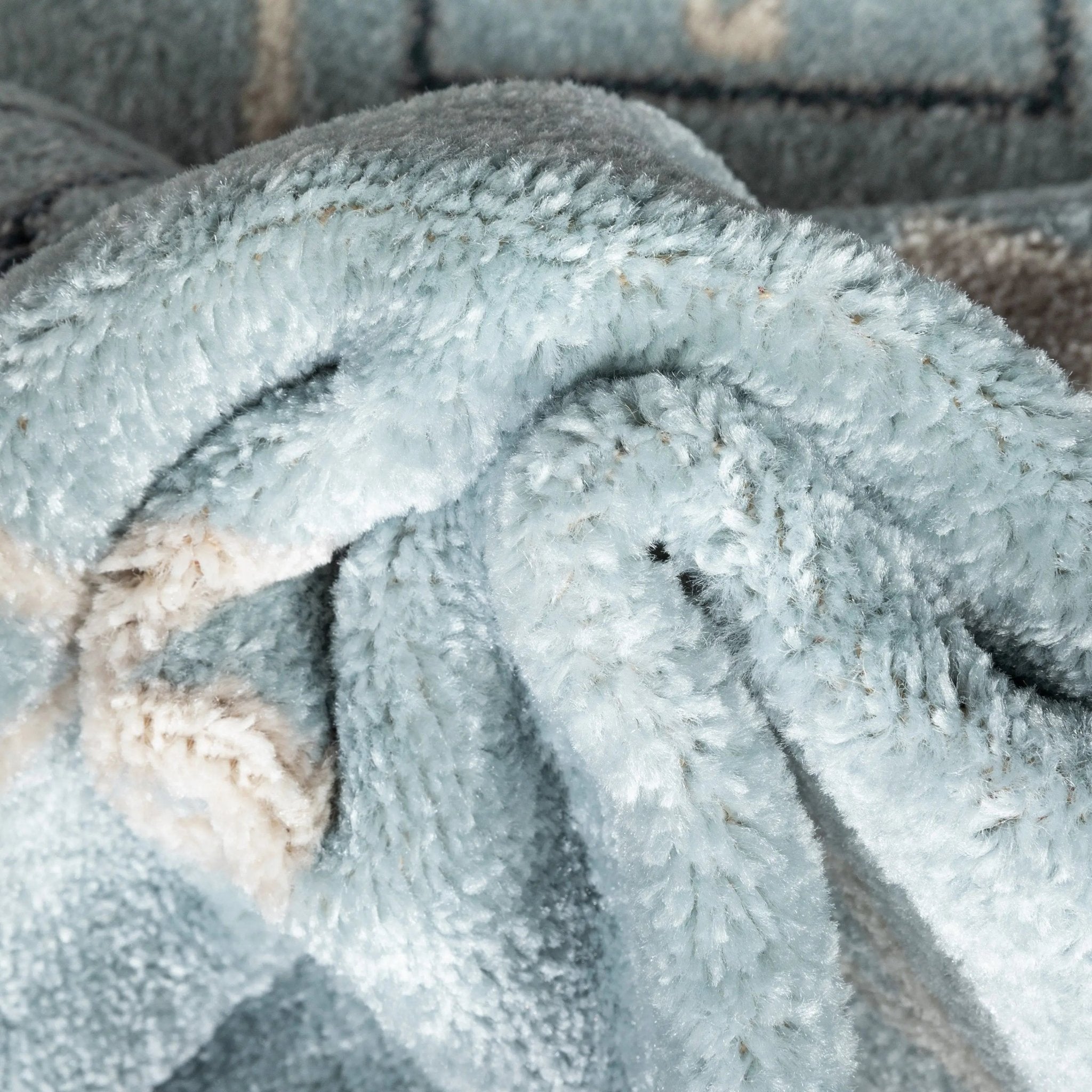 Azra Tribal Medallion Light Blue Rug Well Woven