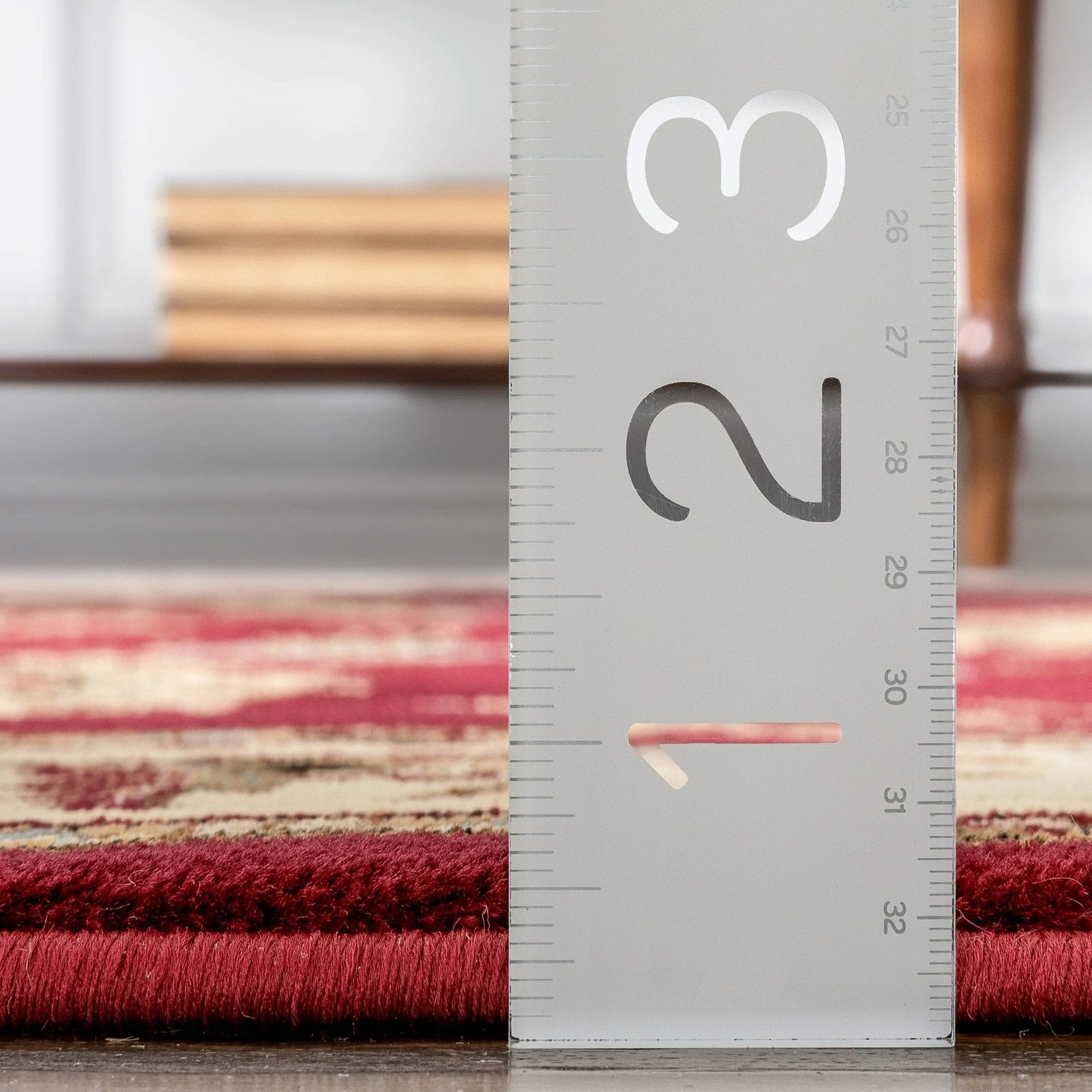 Abbasi Red Traditional Rug Well Woven