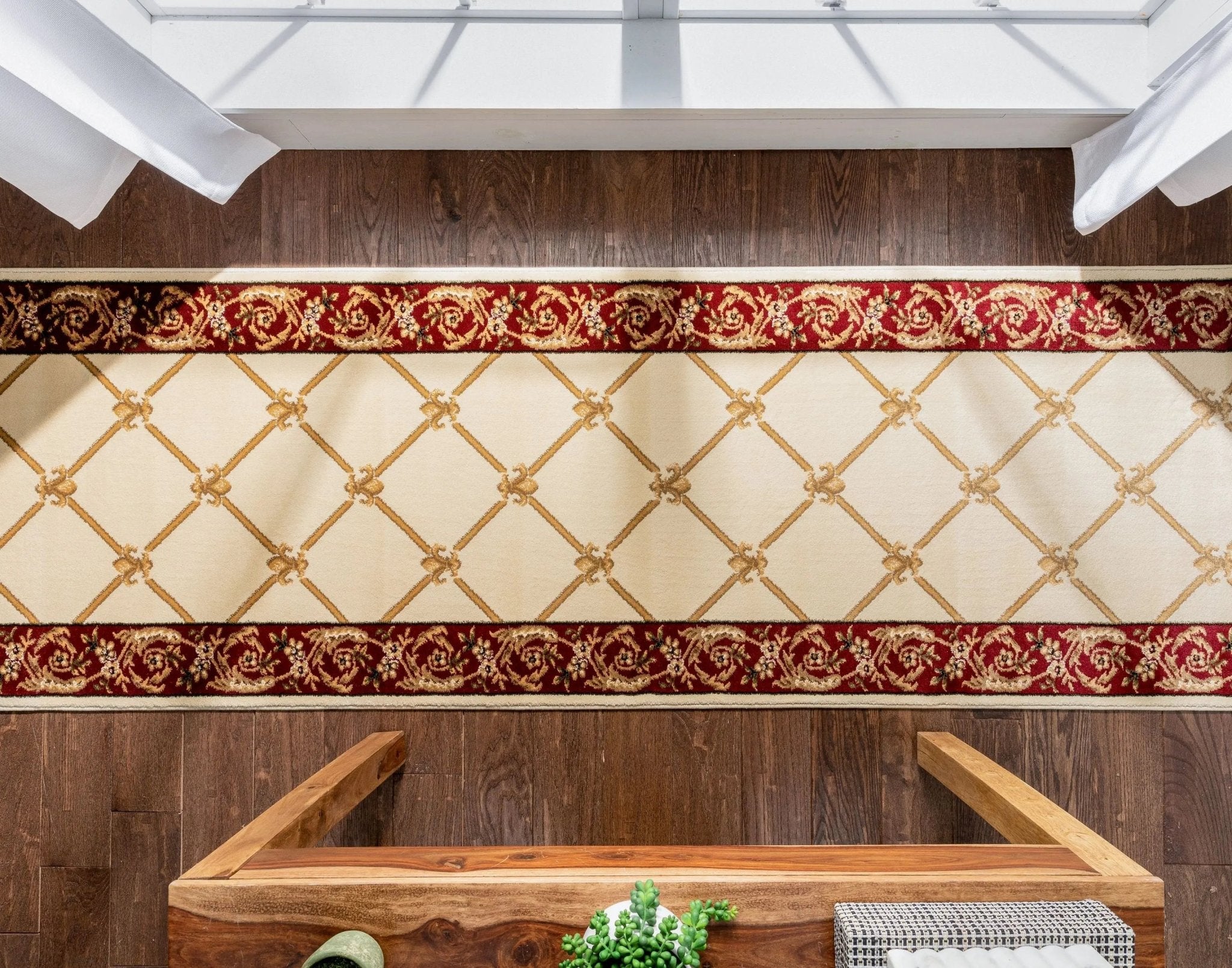 Fleur De Lis Ivory Formal Rug Well Woven