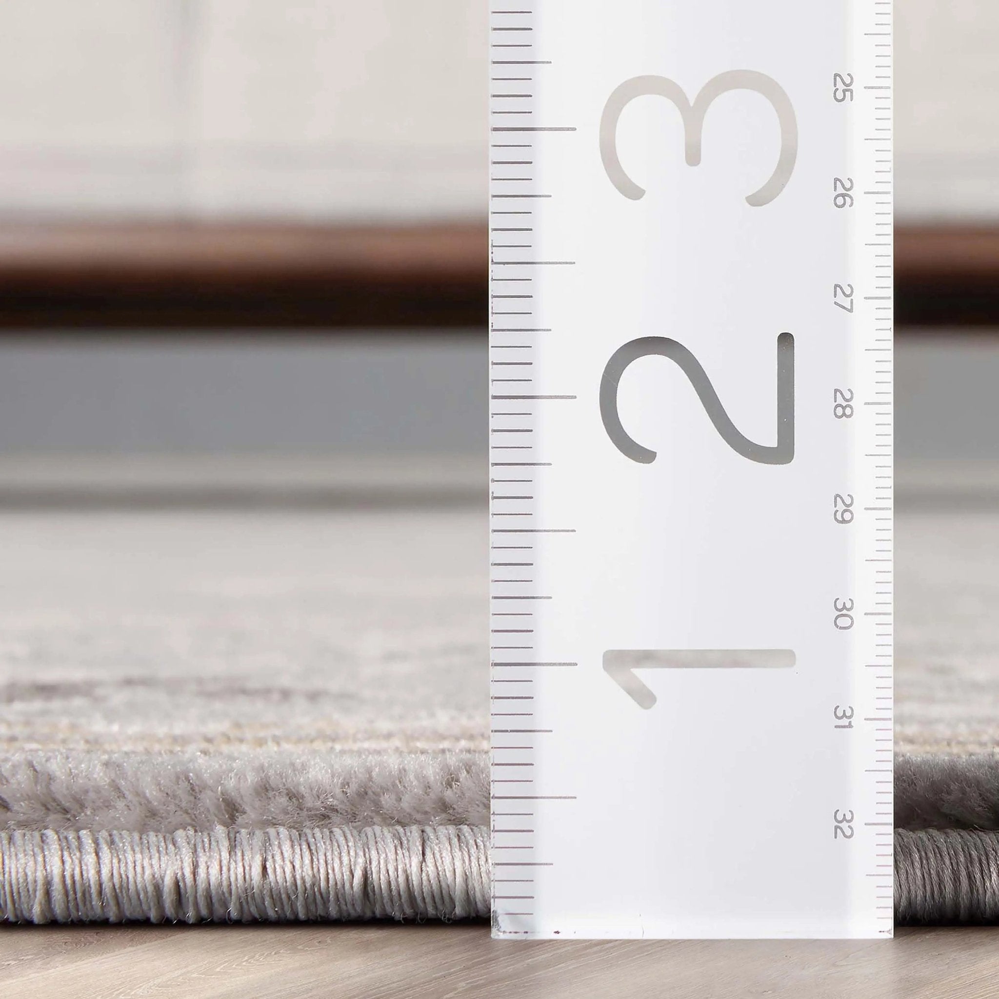 Fleur De Lis Grey Traditional Rug Well Woven