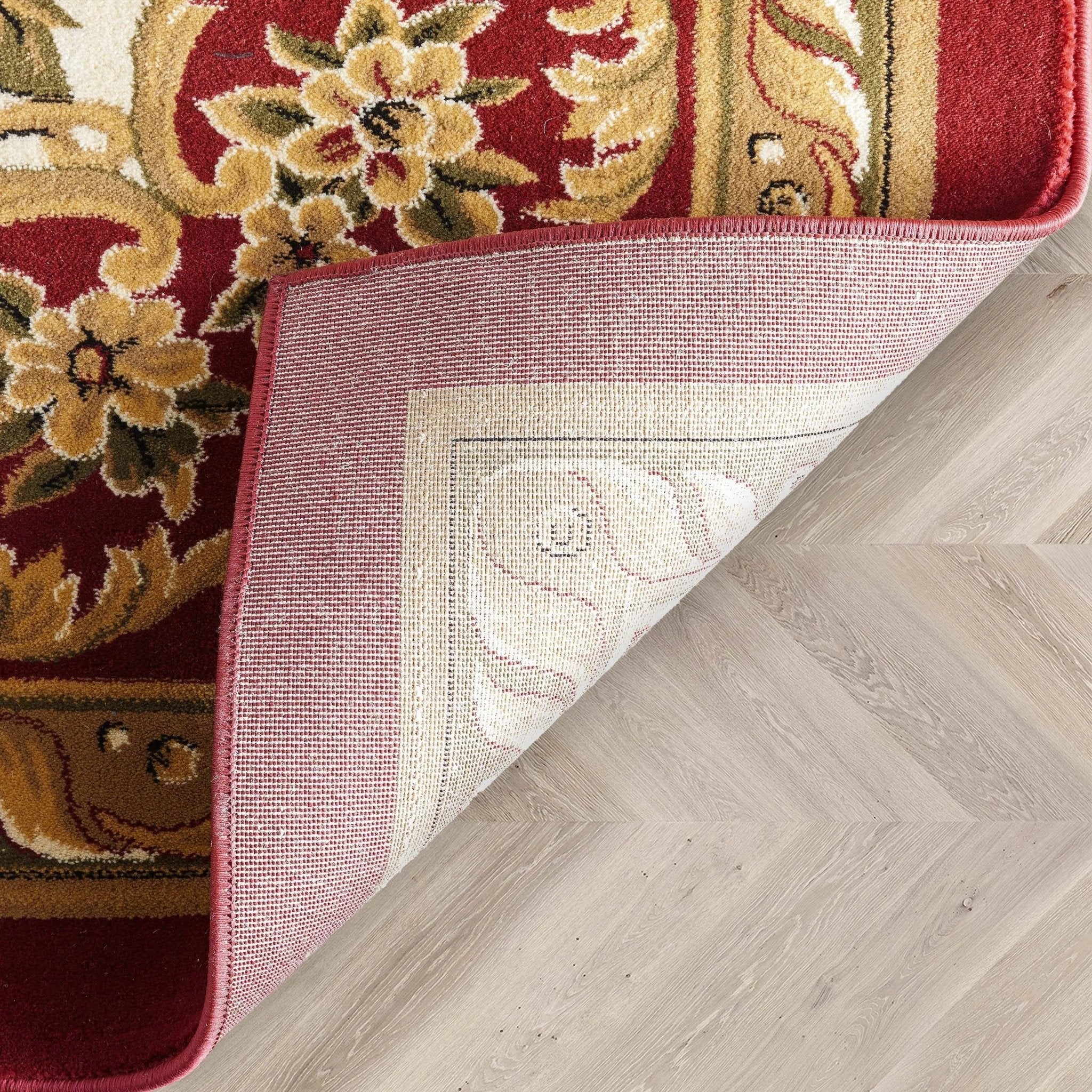 Le Petit Palais Red Traditional Rug Well Woven