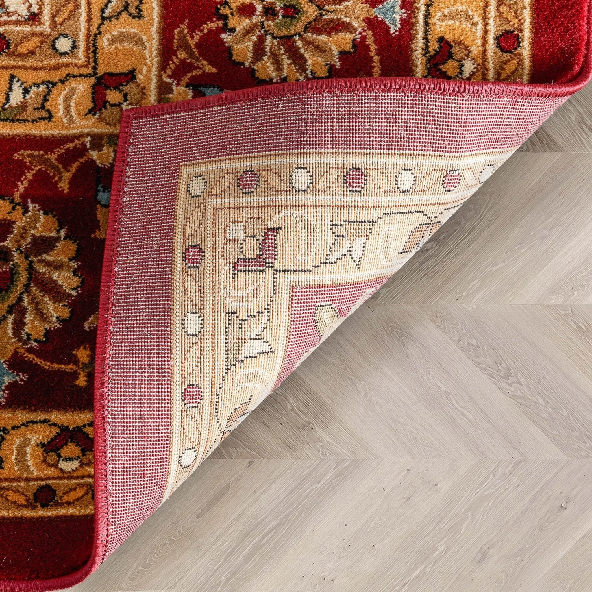 Aviva Red Traditional Rug Well Woven