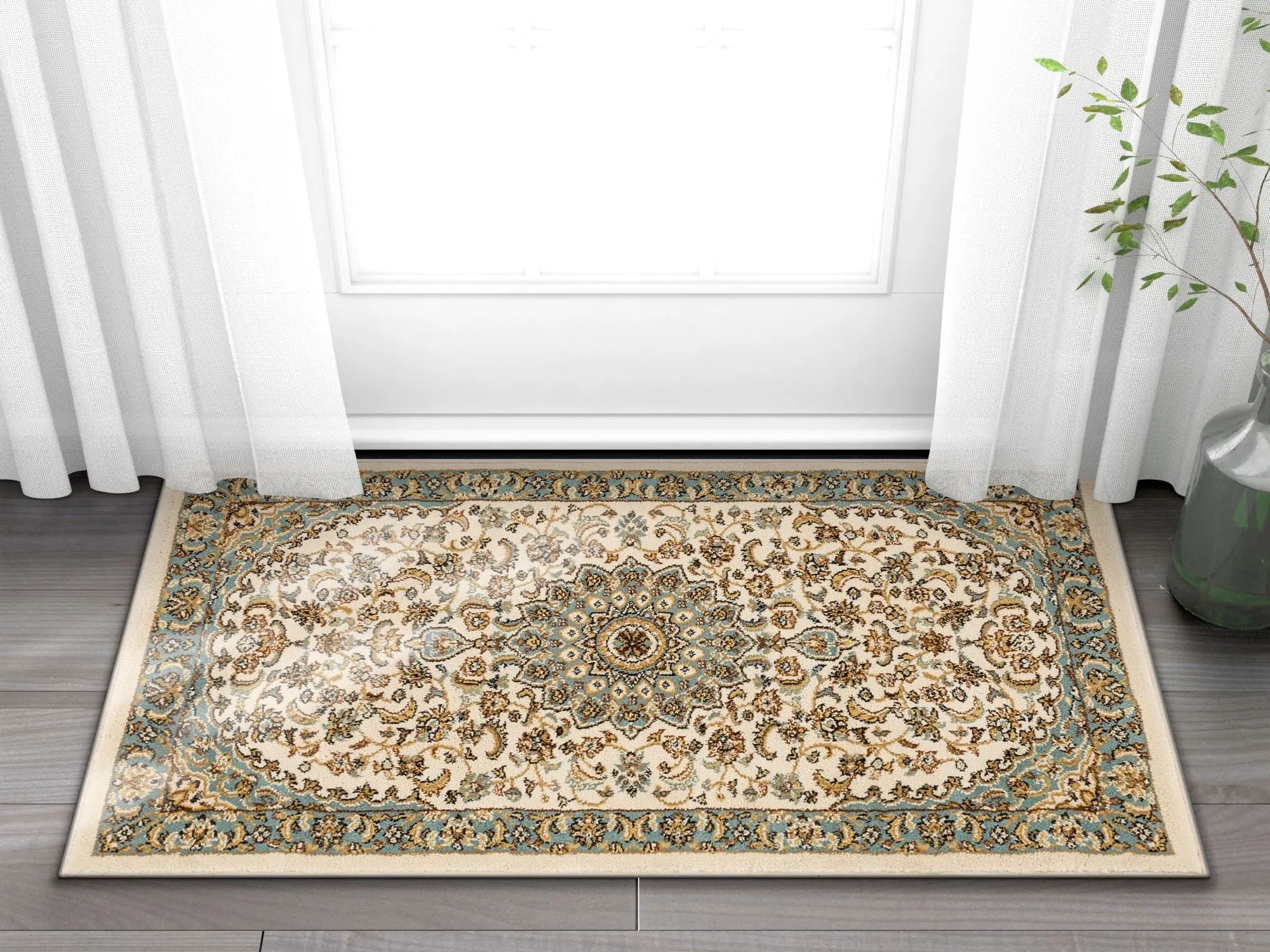 Aviva Ivory Traditional Rug Well Woven