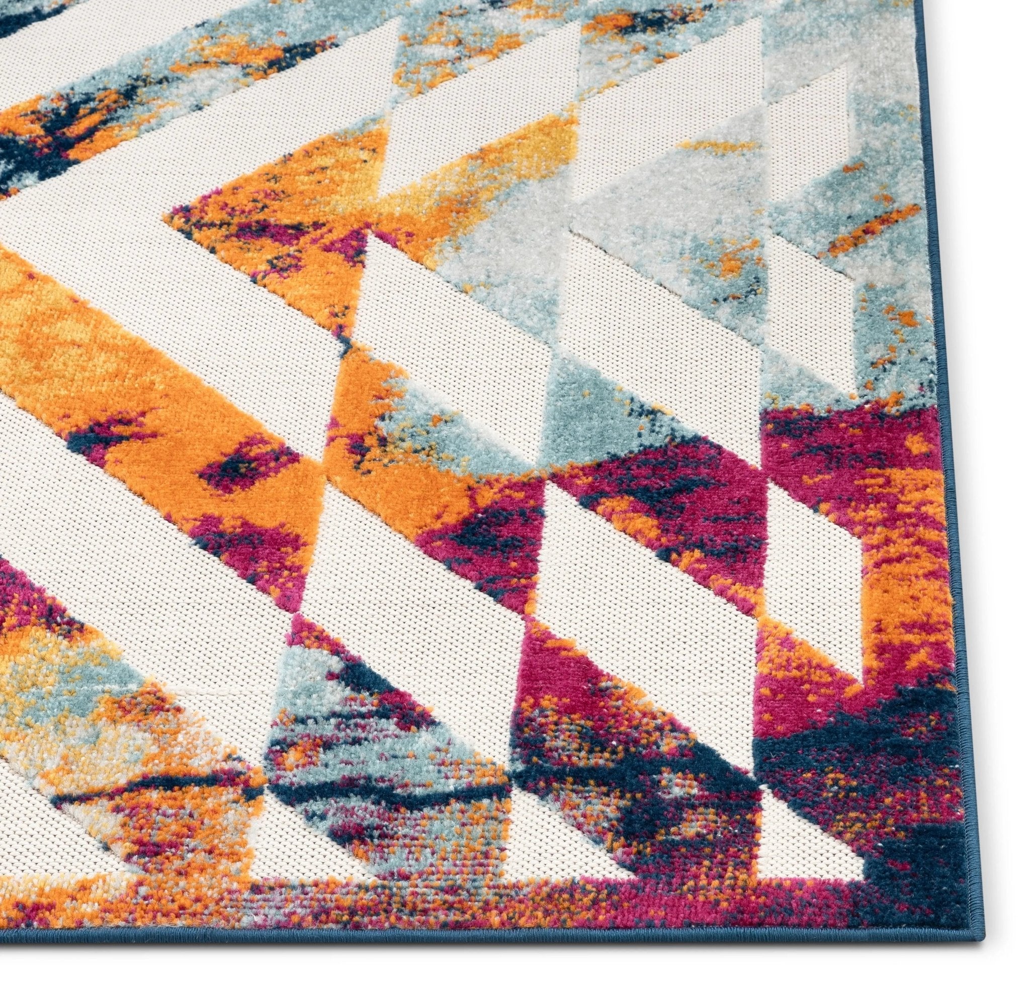 Carmen Geometric Chevron Bold Multi-Color Multi Indoor/Outdoor High-Low Rug Well Woven
