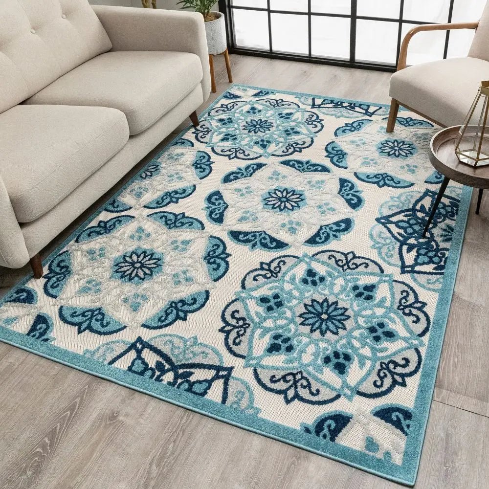 Cabo Bold Floral Blue Indoor/Outdoor High-Low Rug Well Woven