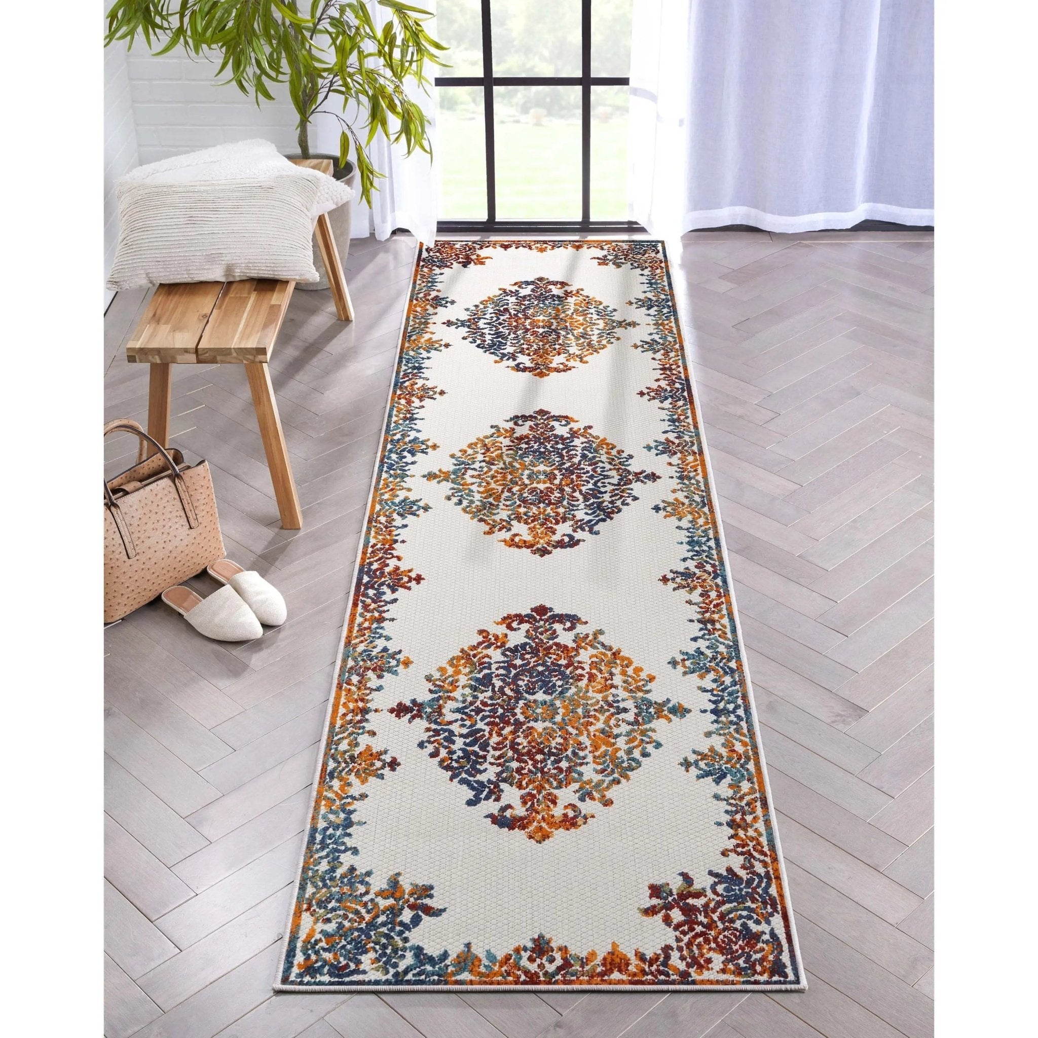 Arid Modern Medallion Persian Indoor/Outdoor Ivory High-Low Rug Well Woven