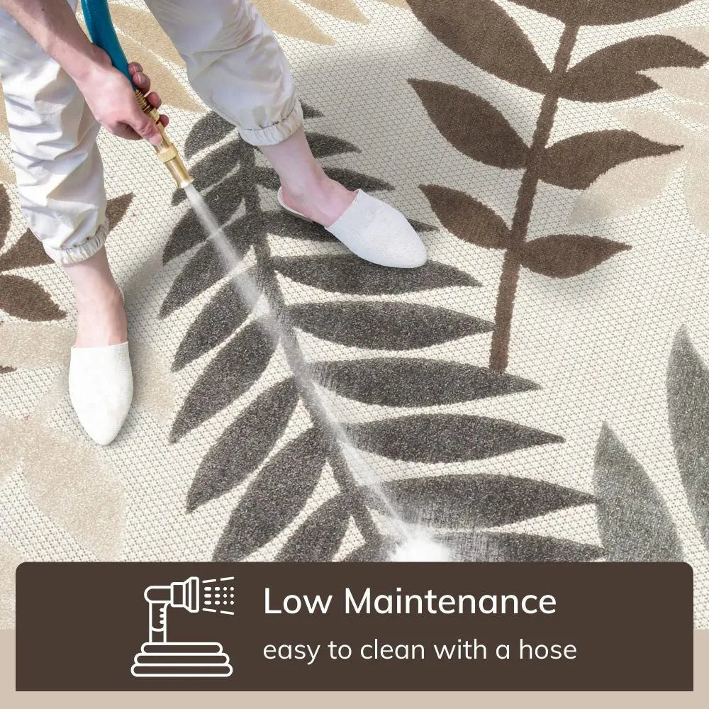 Mariah Modern Floral Indoor/Outdoor Ivory High-Low Rug Well Woven