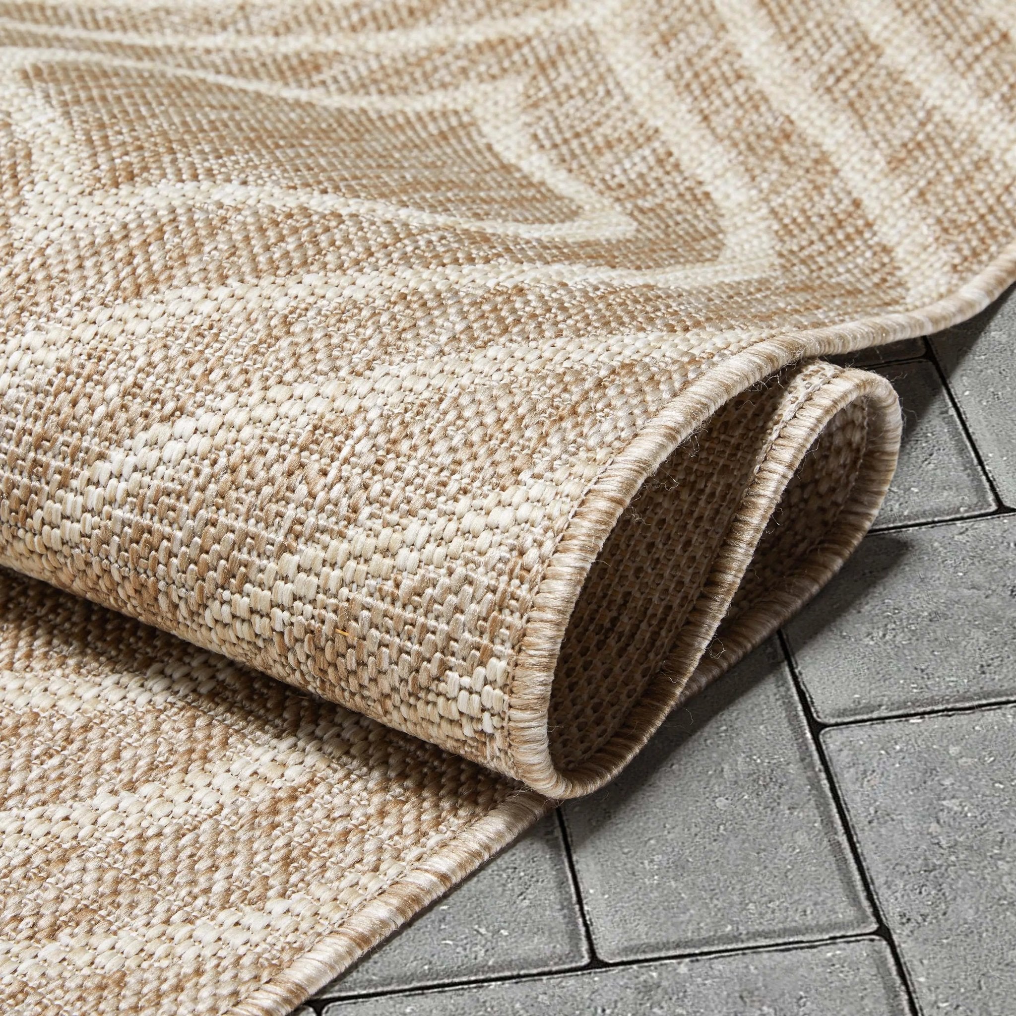 Ludo Lattice Trellis Indoor/Outdoor Beige Textured Rug Well Woven