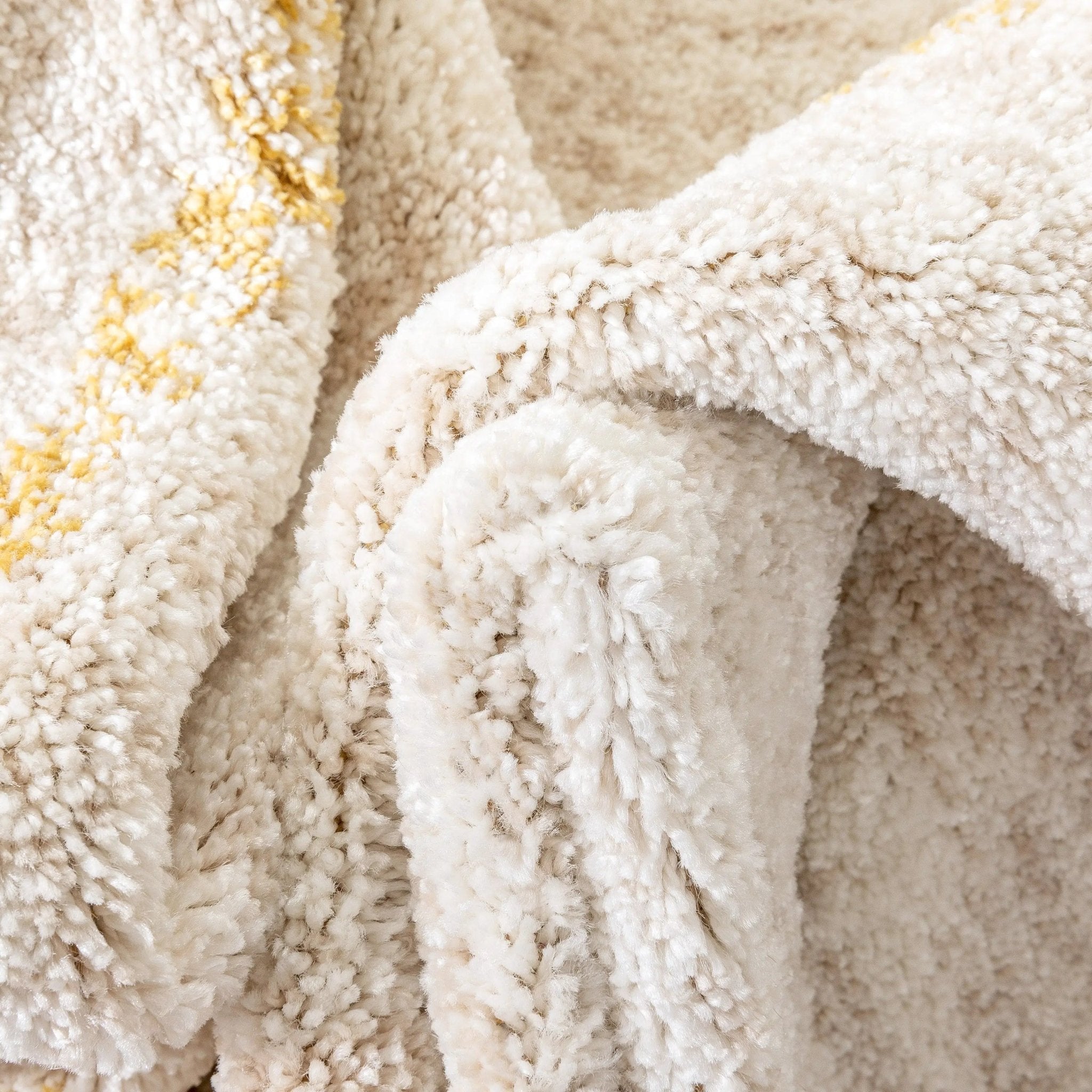 Reeve Modern Chevron Zig-Zag Yellow Ivory Kids Rug Well Woven