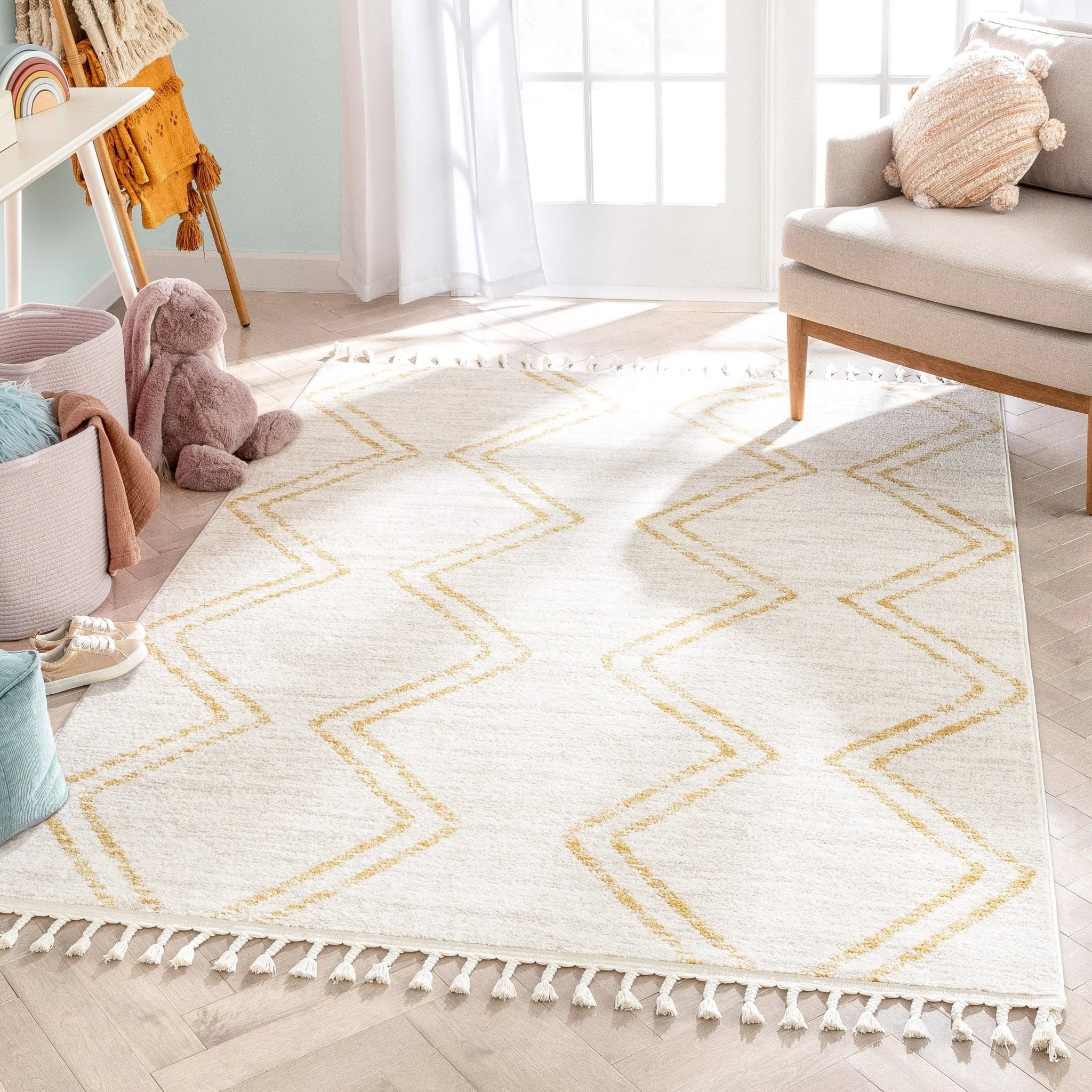 Reeve Modern Chevron Zig-Zag Yellow Ivory Kids Rug Well Woven