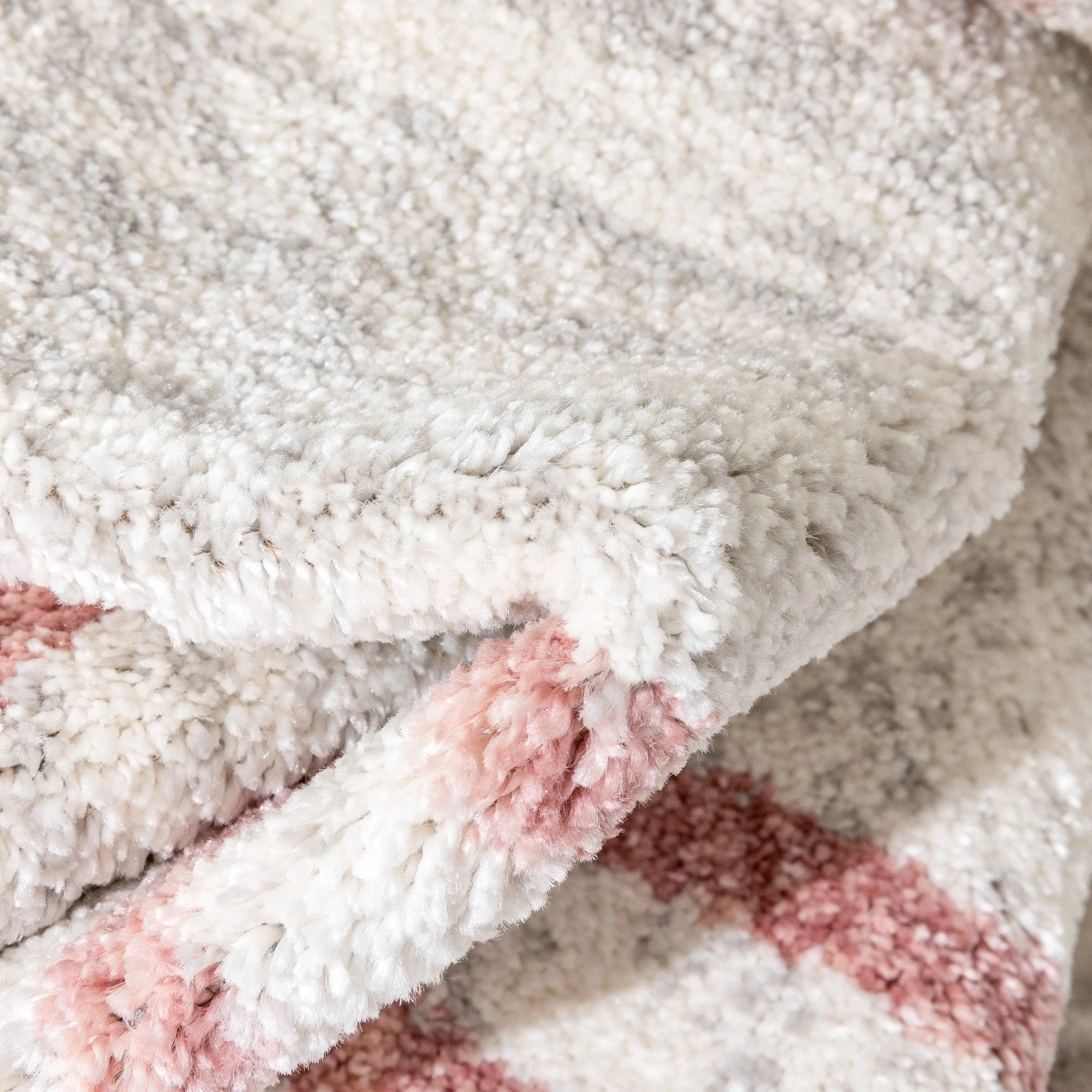 Reeve Modern Chevron Zig-Zag Pink Ivory Kids Rug Well Woven