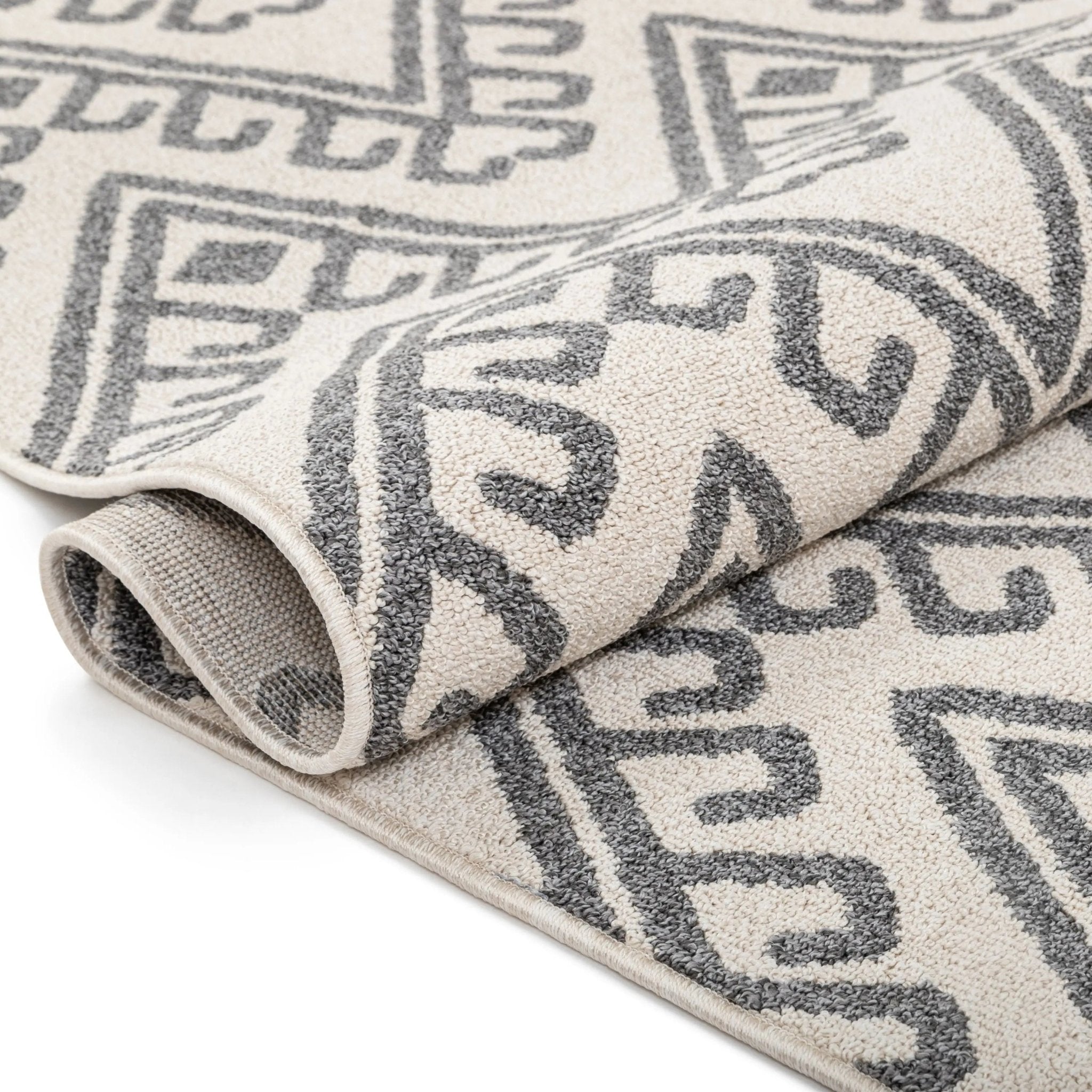 Tico Geometric Tribal Beige 5'3" x 7'3" Kilim-Style Rug Well Woven