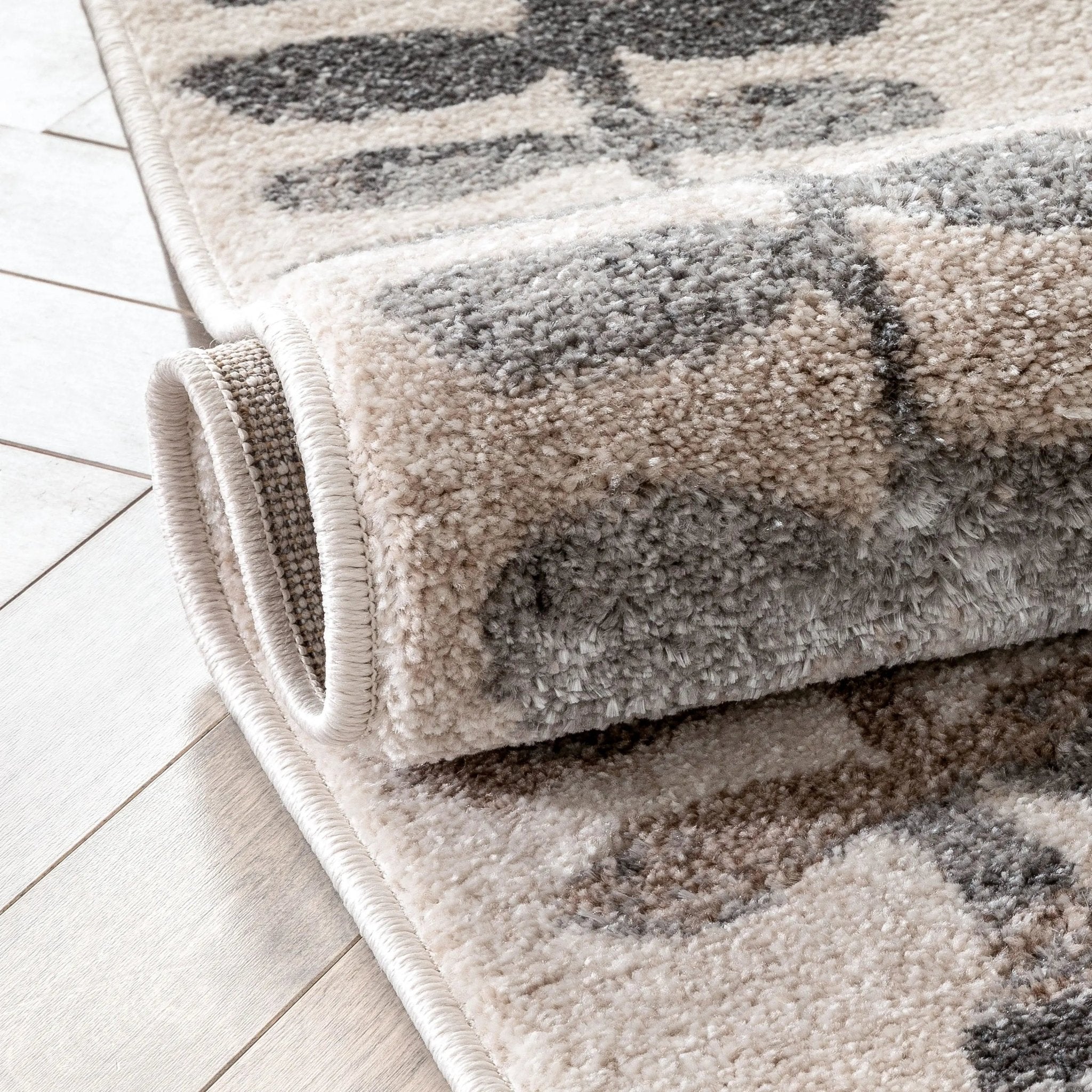 Myra Abstract Leaf Pattern Ivory Vintage Rug Well Woven