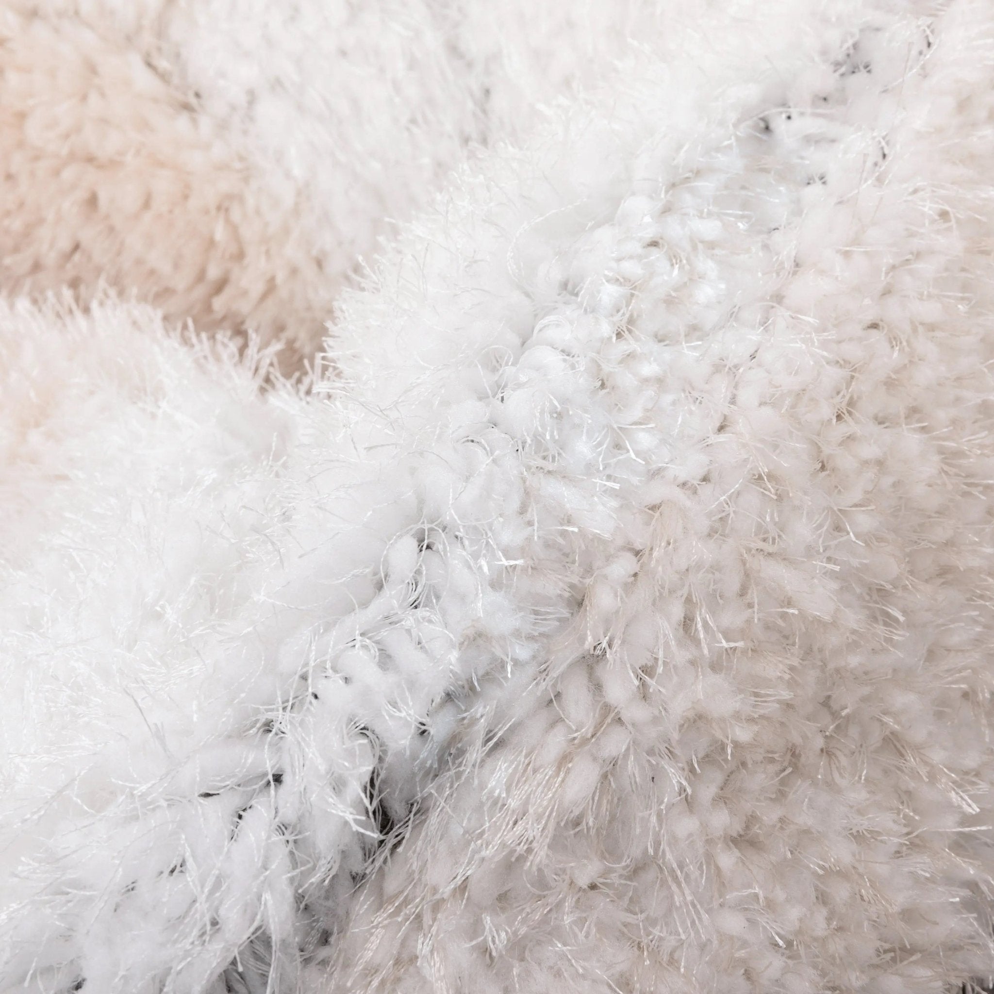 Chaska Geometric Squares Shag Ivory Black 7'10" x 9'10" 3D Textured Rug Well Woven