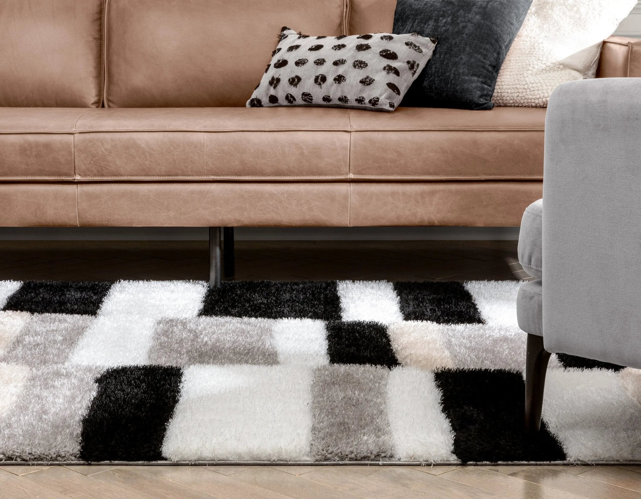 Chaska Geometric Squares Shag Ivory Black 7'10" x 9'10" 3D Textured Rug Well Woven