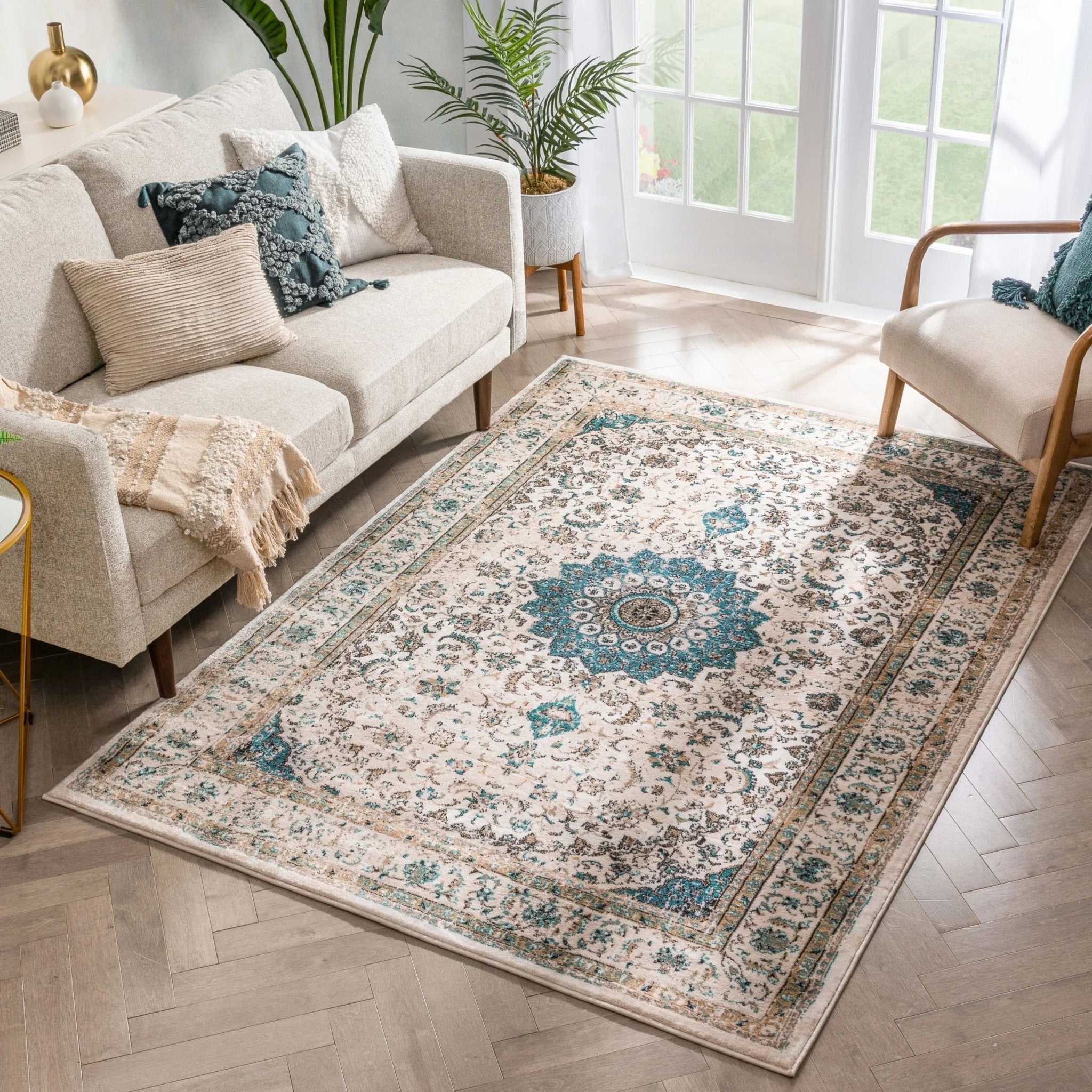Mahal Beige Vintage Medallion Rug Well Woven