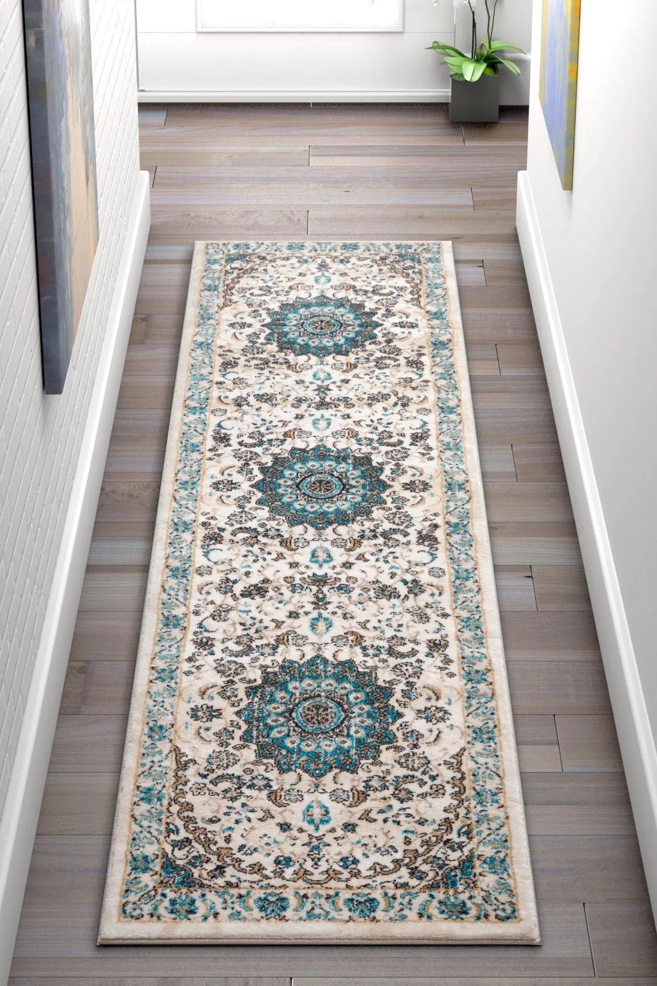 Mahal Beige Vintage Medallion Rug Well Woven