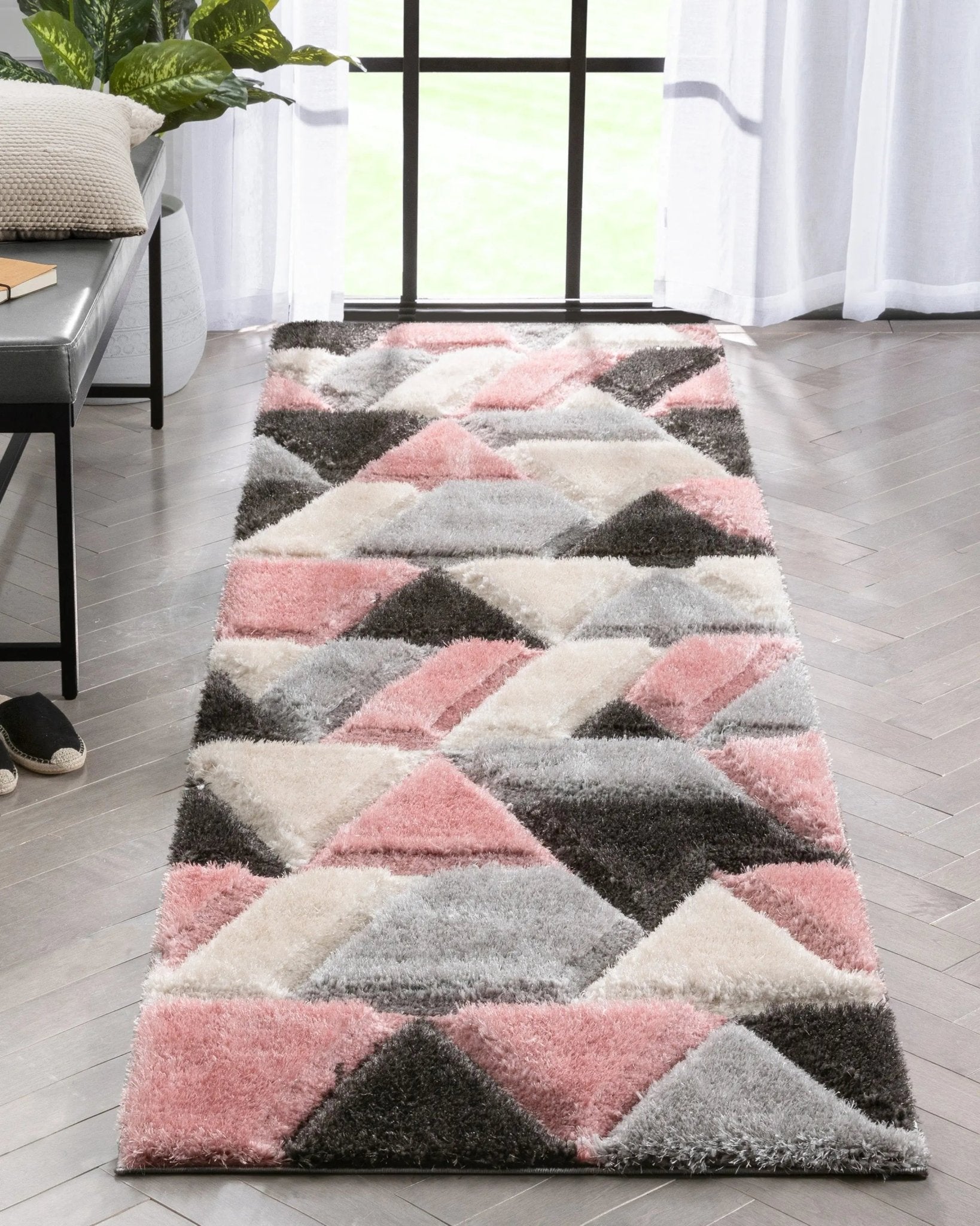 Holland Modern Geometric Blush 3D Textured Thick & Soft Shag Rug Well Woven