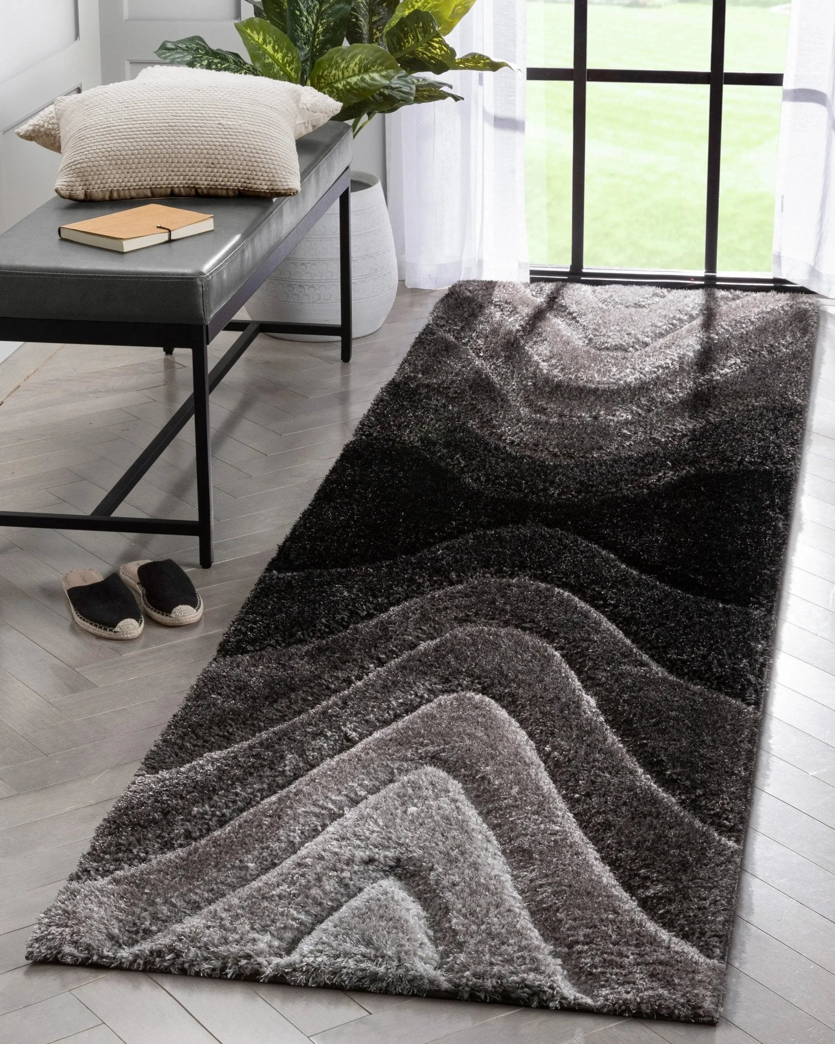 Luz Modern Geometric Black 3D Textured Thick & Soft Shag Rug Well Woven