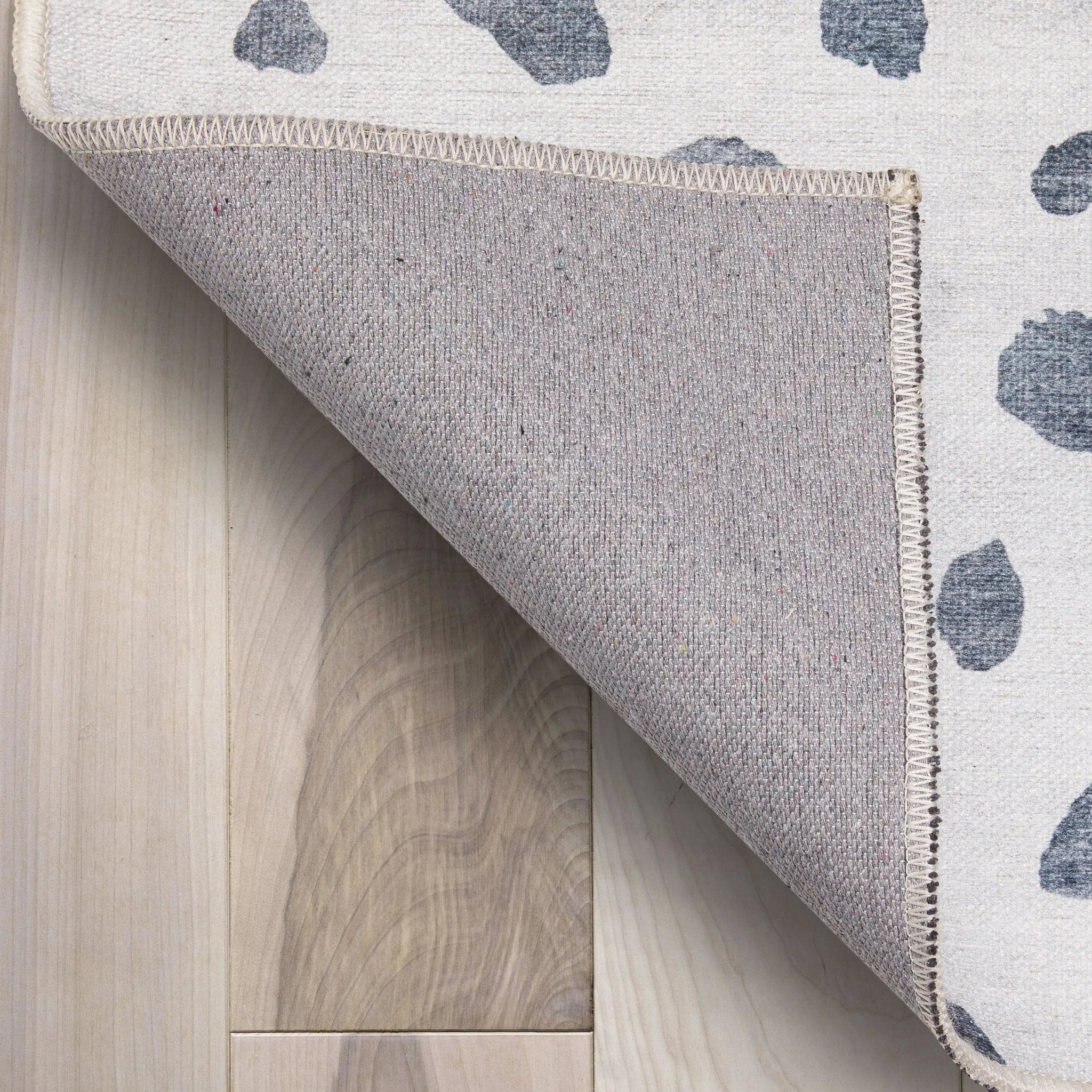 Animal Dots Modern Ivory Black Area Flat-Weave Rug Well Woven