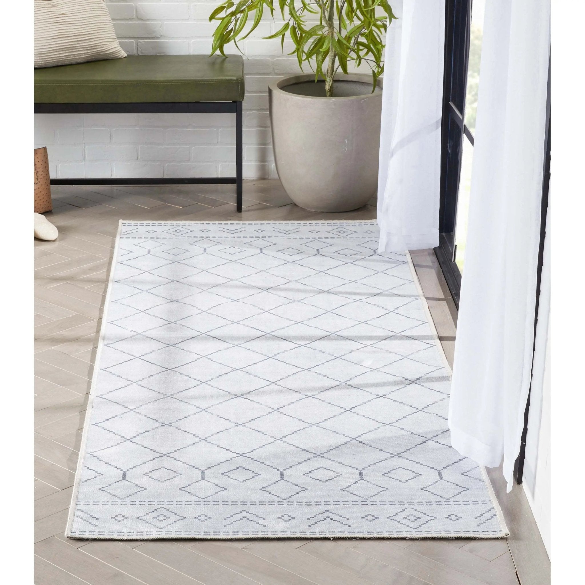 Anastasia Moroccan Trellis Pattern Ivory Grey Area Flat-Weave Rug Well Woven