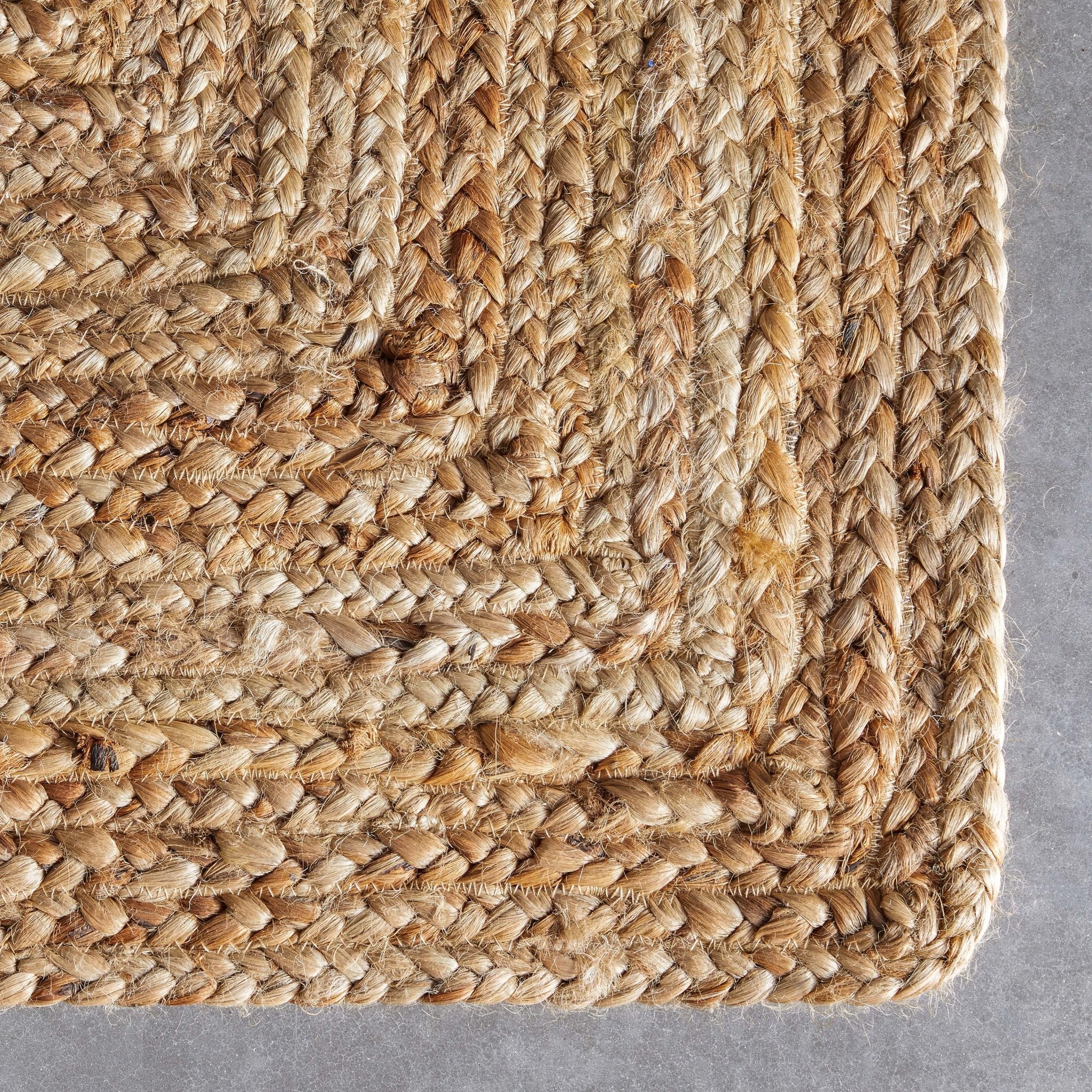 Jemma Natural-Fiber Braided Pattern Natural Hand-Woven Chunky-Textured Rug Well Woven