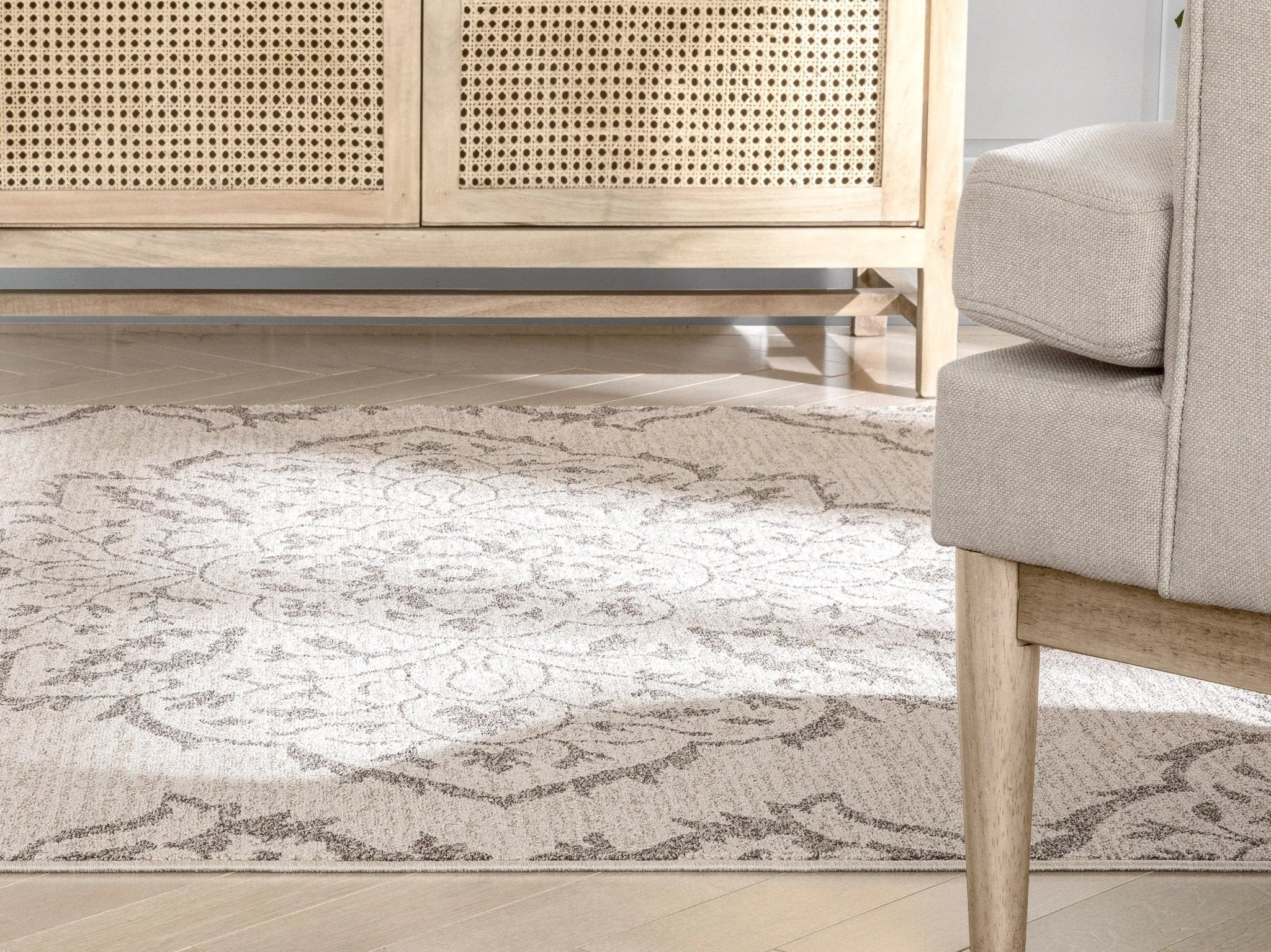 Mara Medallion Botanical Pattern Brown Beige Kilim-Style Rug Well Woven