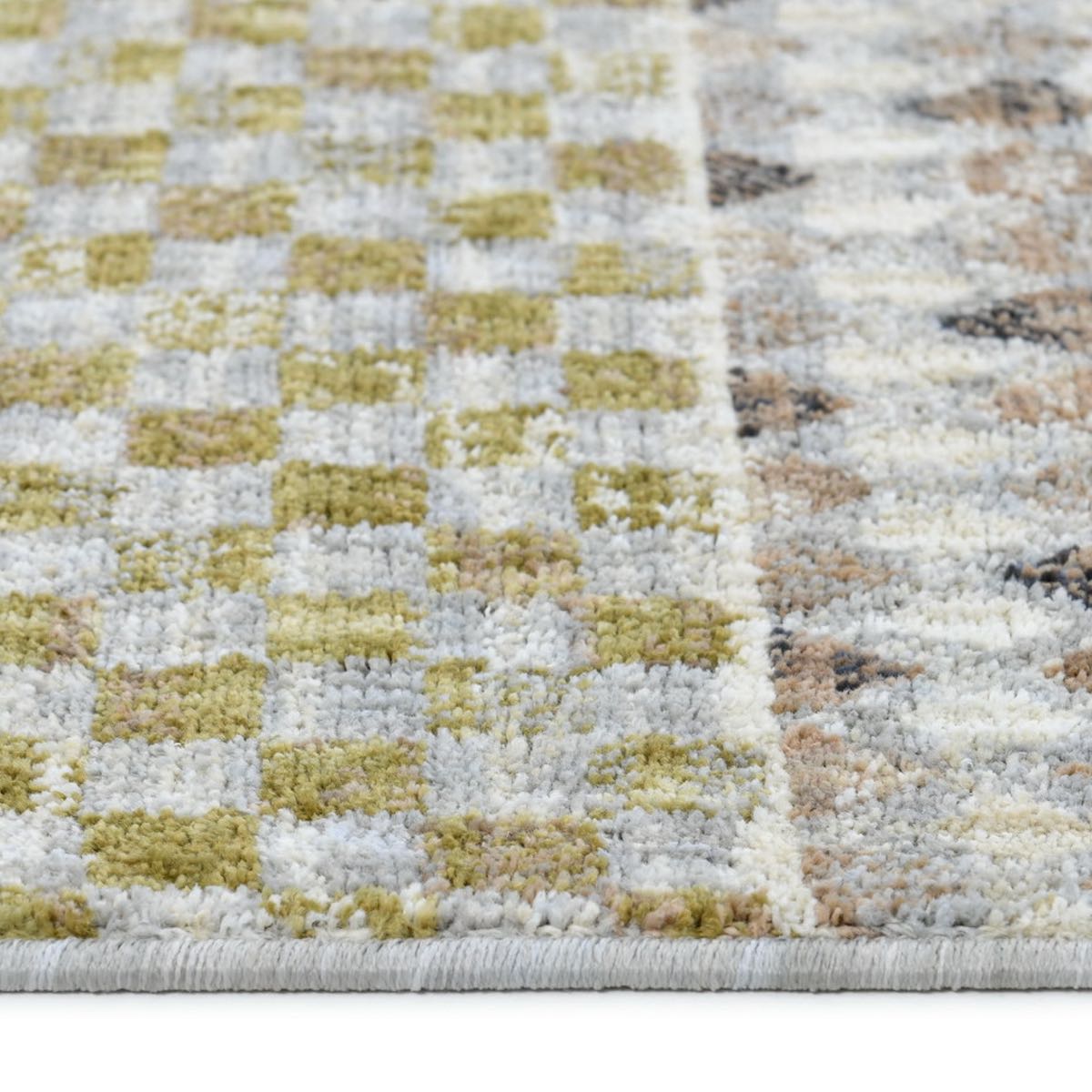 COD-31 Well Woven Wynn Washable Rug: Close-up of the checkered rug details with a neutral-green color scheme.