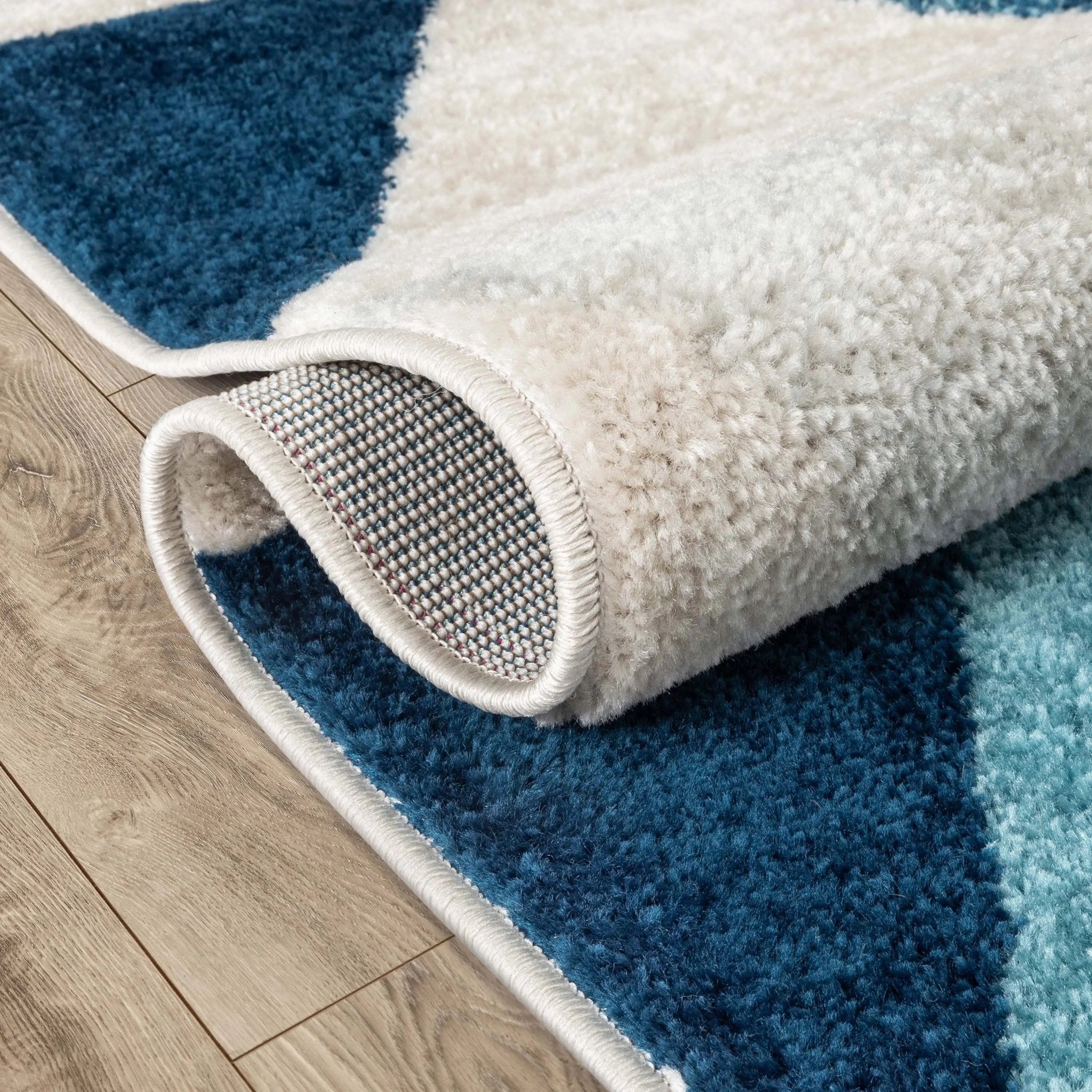 Alvin Blue Modern Geometric Rug Well Woven