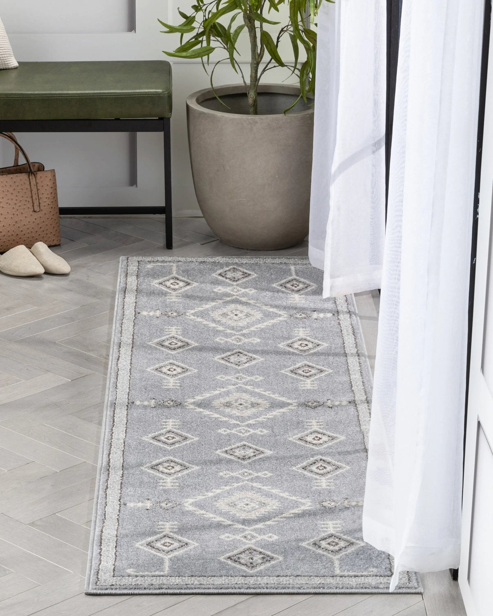 Azra Tribal Medallion Grey Rug Well Woven