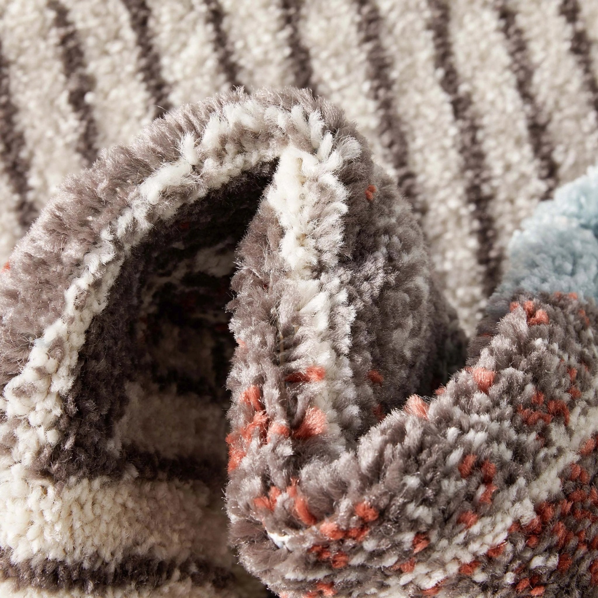 Jacey Geometric Distressed Grey Rug Well Woven