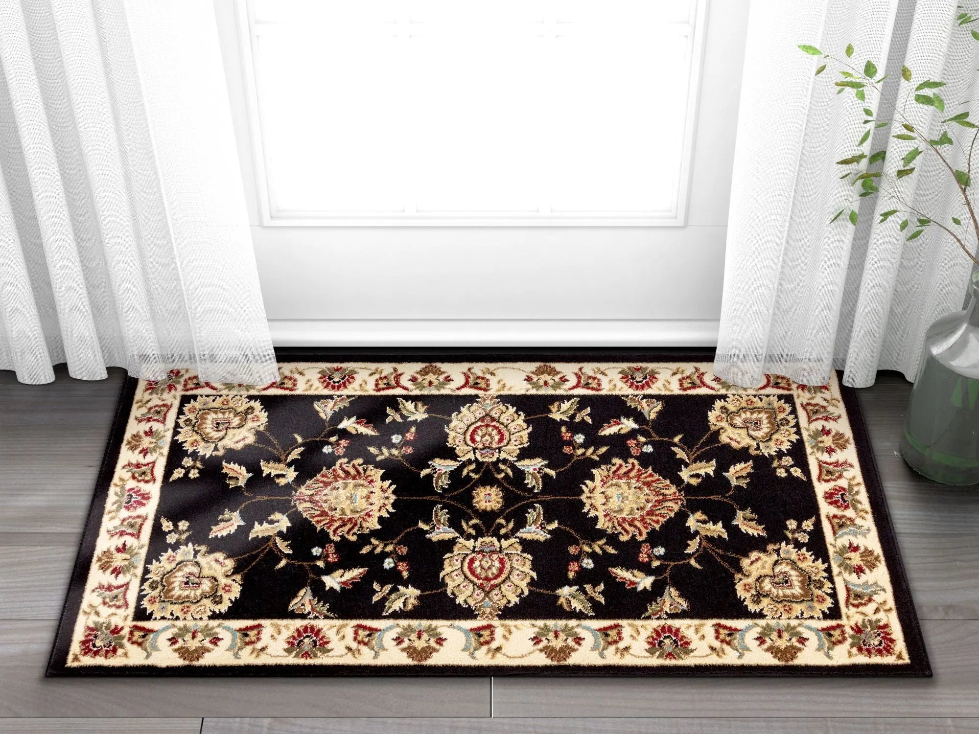 Abbasi Black Traditional Rug Well Woven