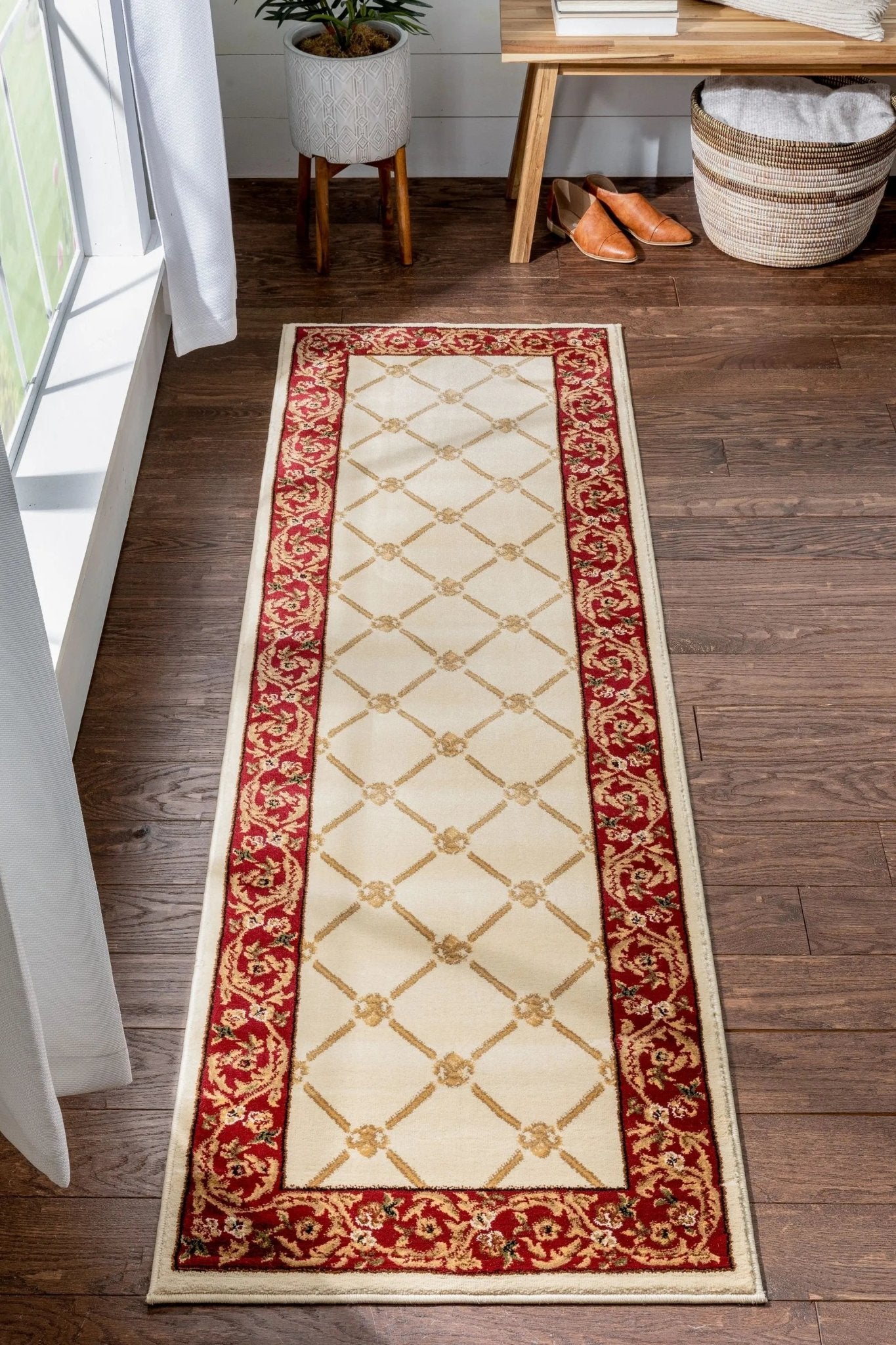 Fleur De Lis Ivory Formal Rug Well Woven