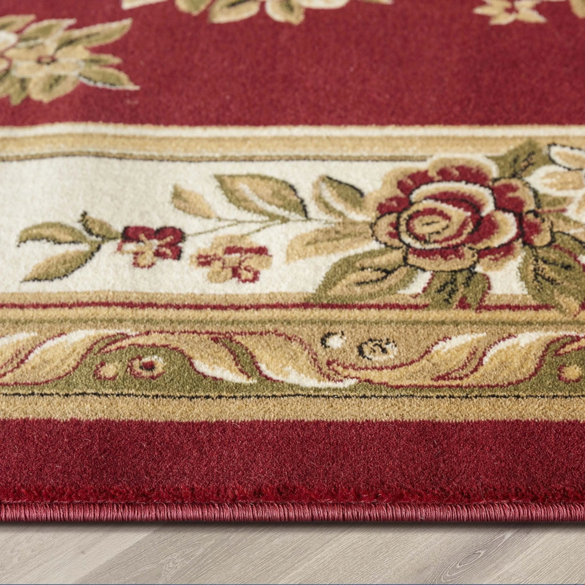 Le Petit Palais Red Traditional Rug Well Woven