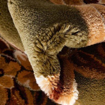 Le Petit Palais Green Traditional Rug Well Woven