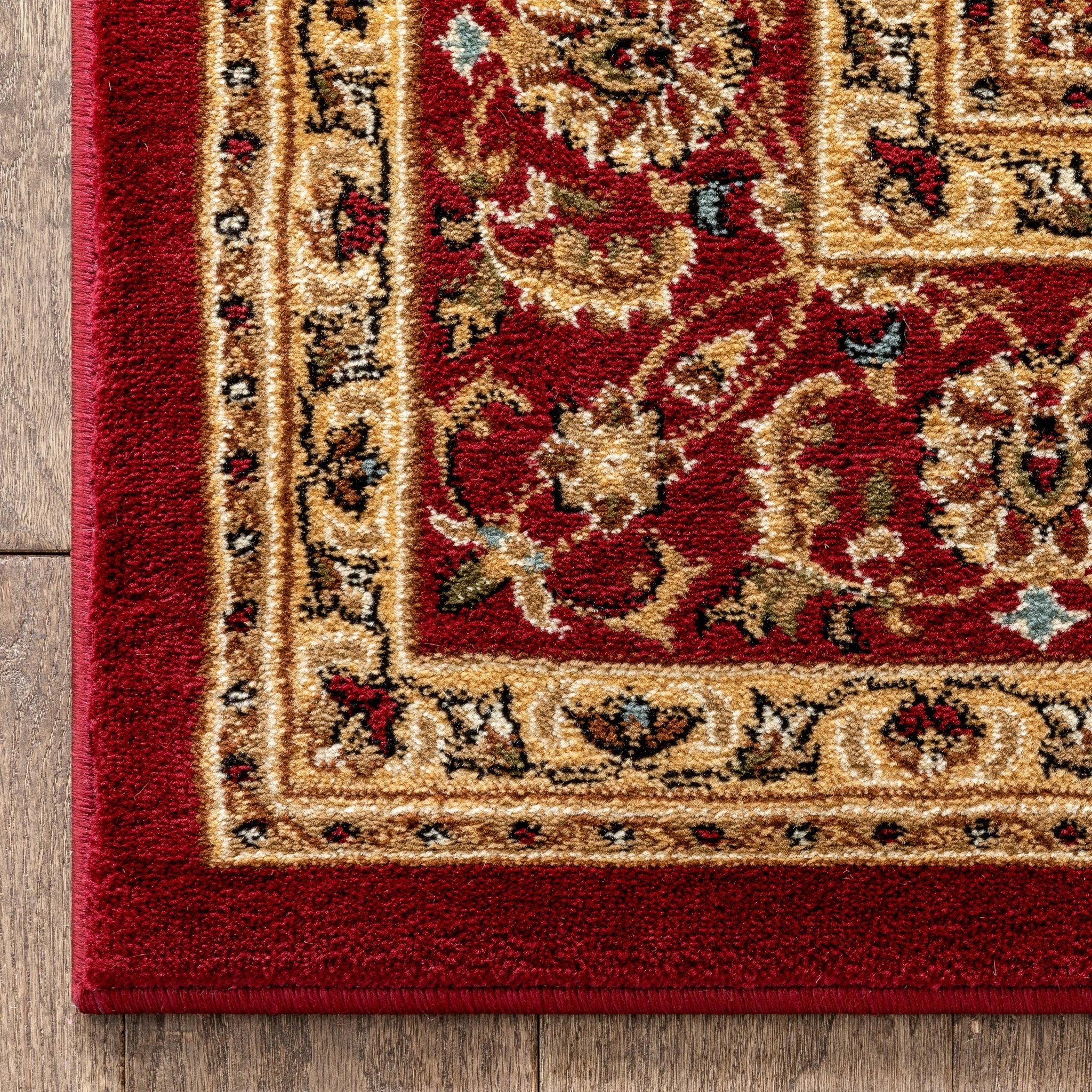 Aviva Red Traditional Rug Well Woven