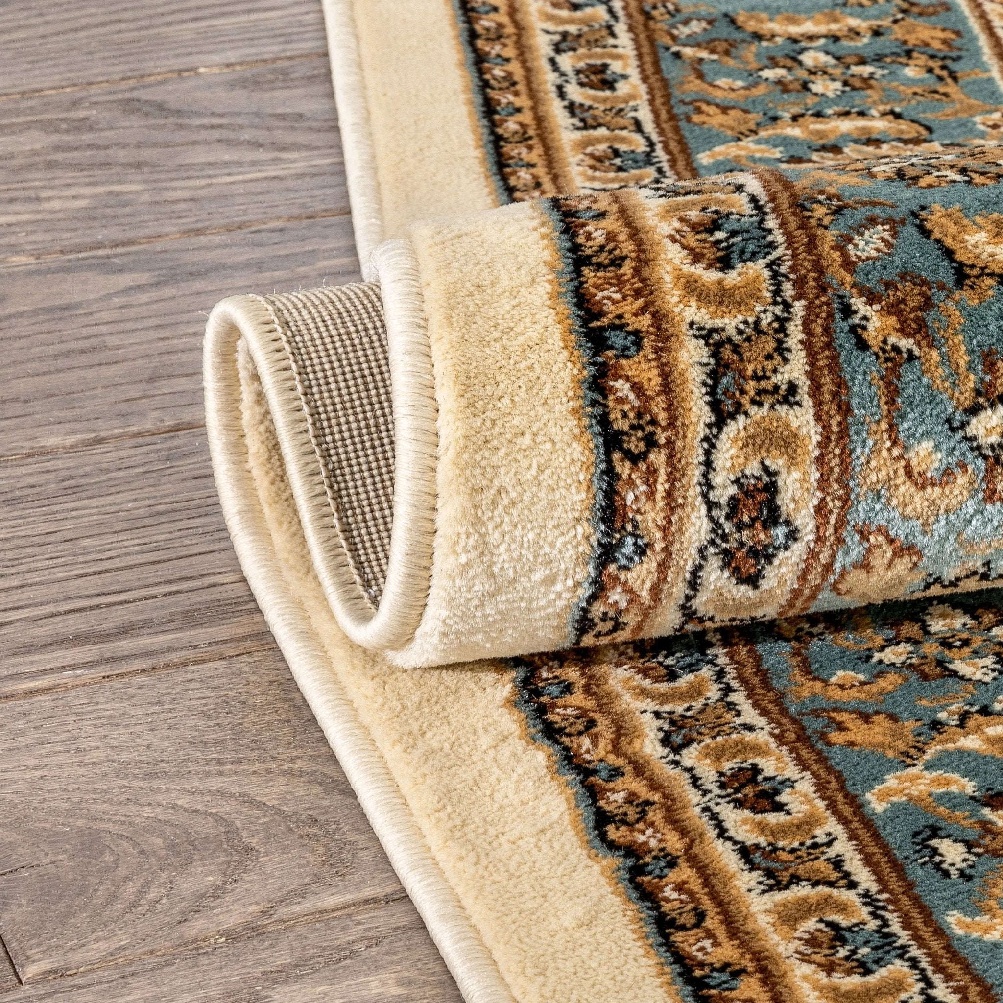 Aviva Ivory Traditional Rug Well Woven