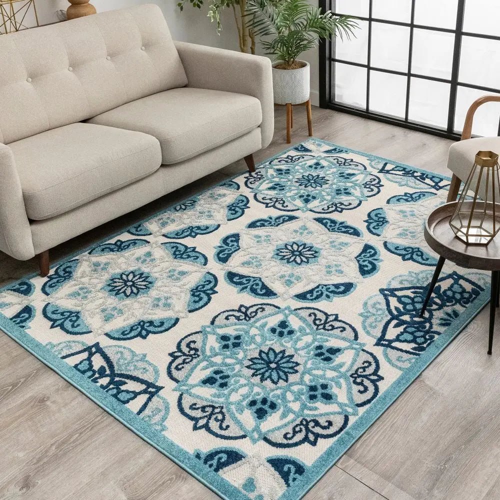 Cabo Bold Floral Blue Indoor/Outdoor High-Low Rug Well Woven