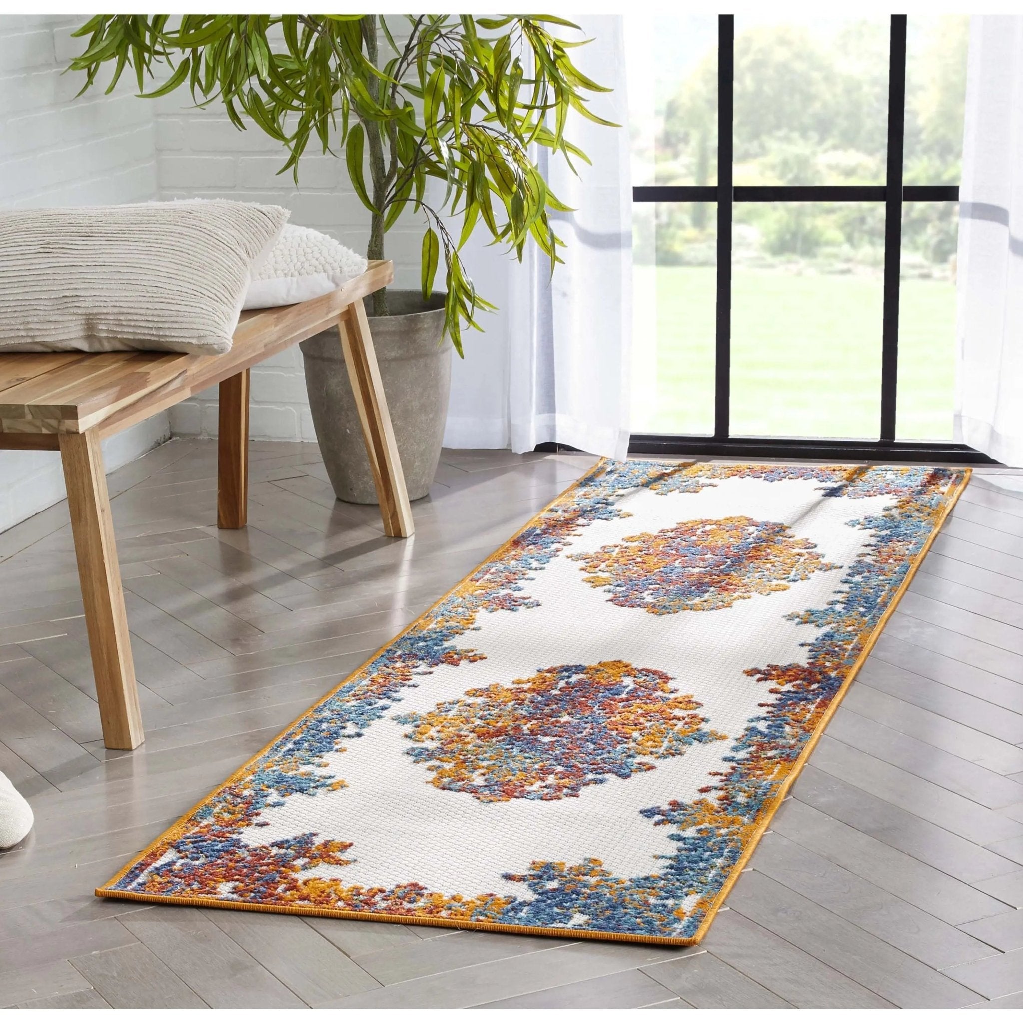 Arid Modern Medallion Persian Indoor/Outdoor Ivory High-Low Rug Well Woven