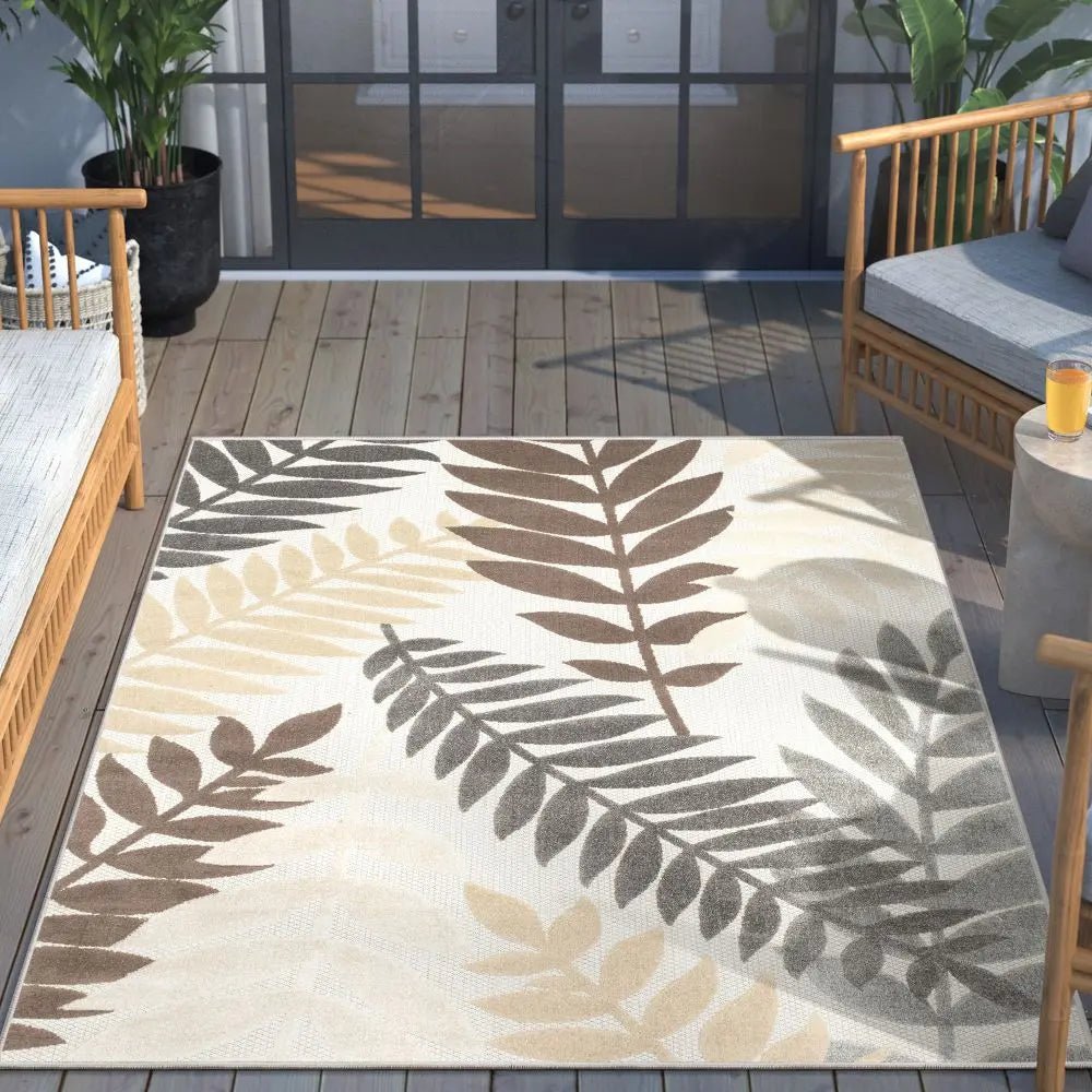 Mariah Modern Floral Indoor/Outdoor Ivory High-Low Rug Well Woven