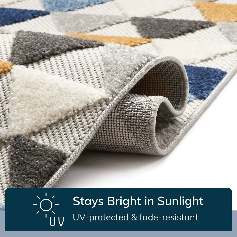 Dream Blue Modern 5'3" x 7'3" Indoor Outdoor Rug Well Woven