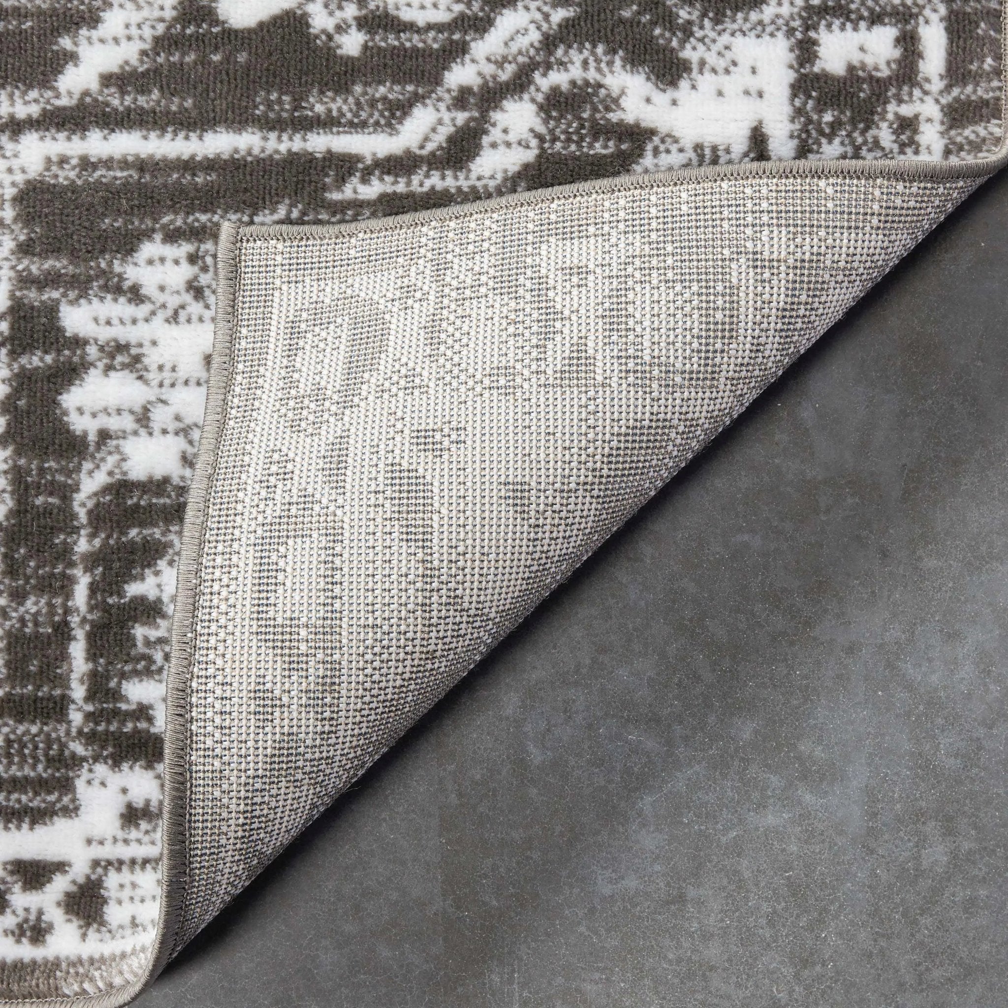Disa Vintage Medallion Grey Soft Rug By Chill Rugs Well Woven