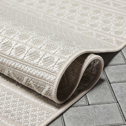 Arwen Tribal Indoor/Outdoor Ivory Textured Rug Well Woven