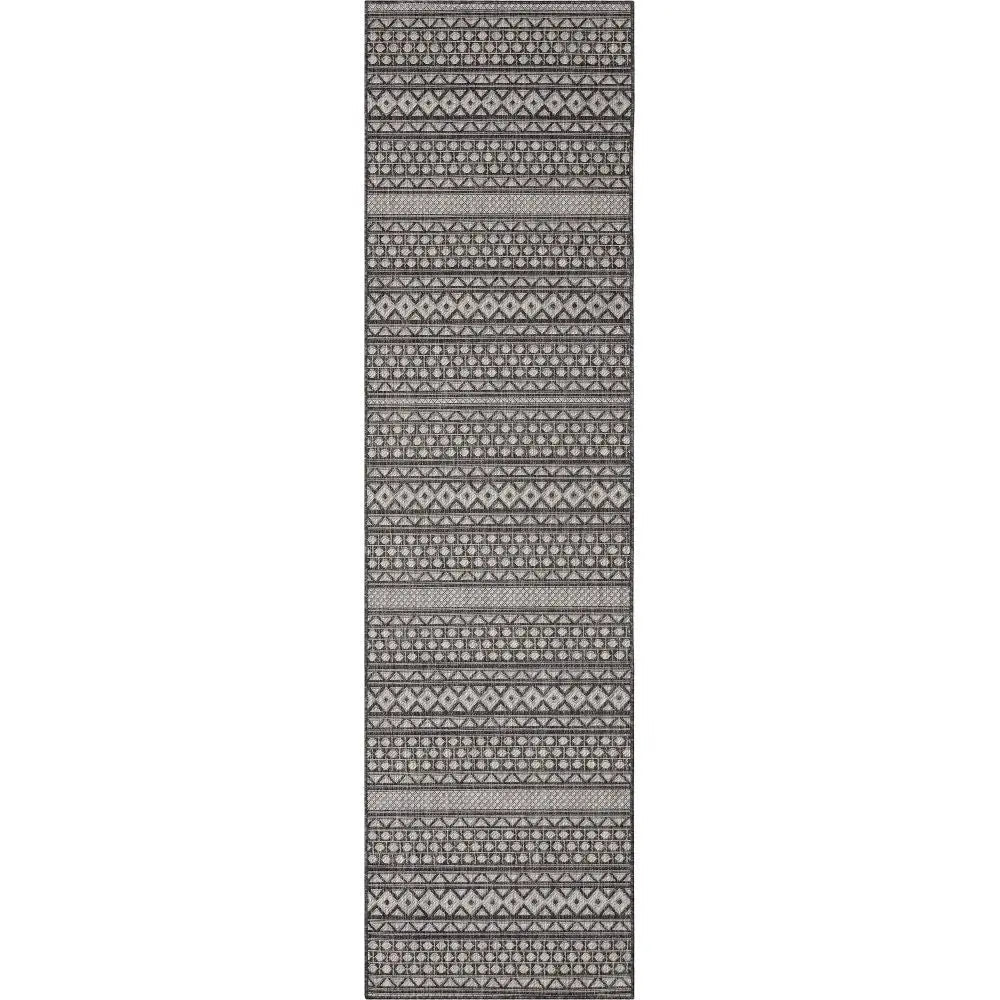 Arwen Tribal Indoor/Outdoor Black Textured Rug Well Woven
